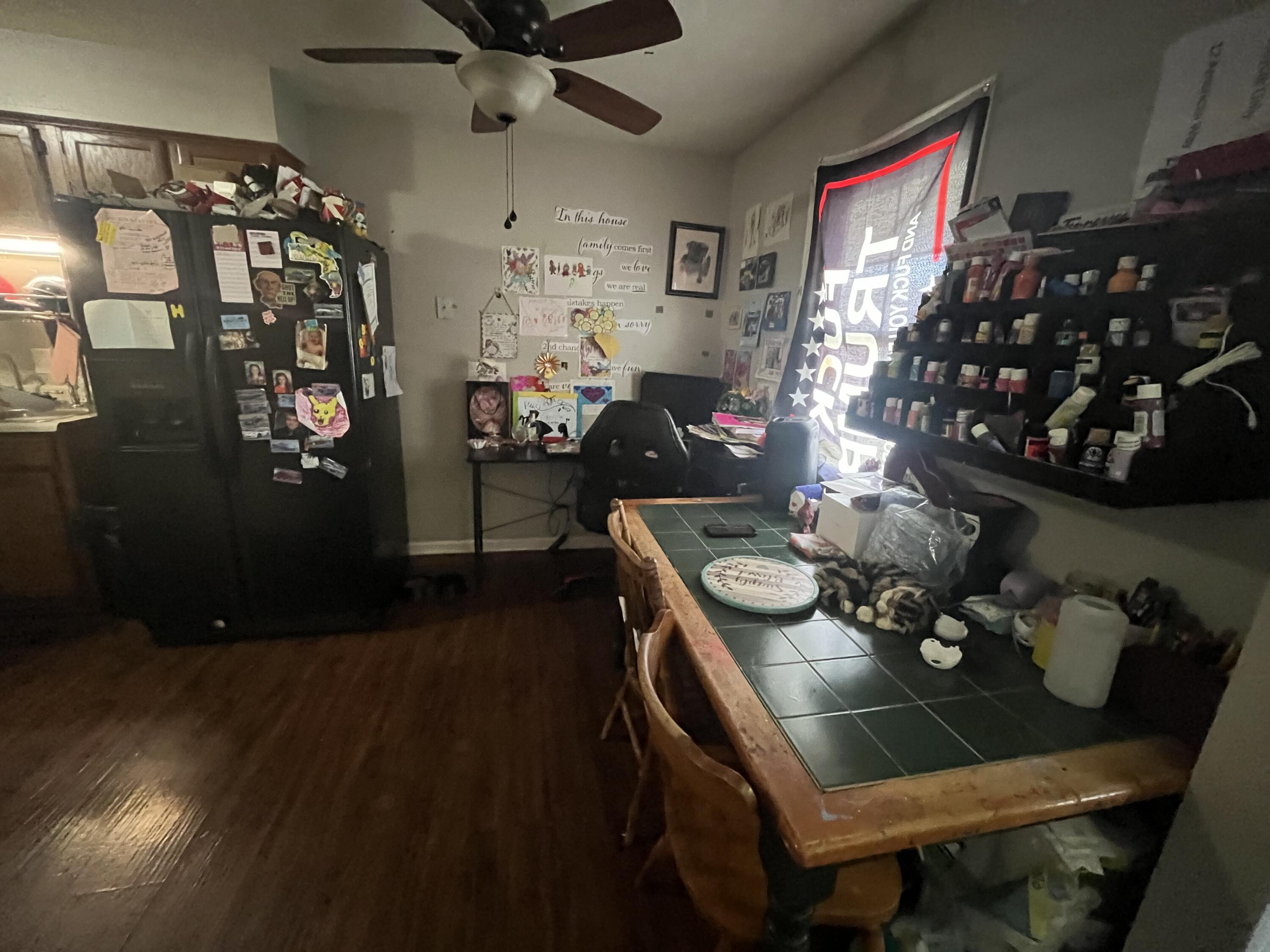 10-12 American Way Property Photo 13