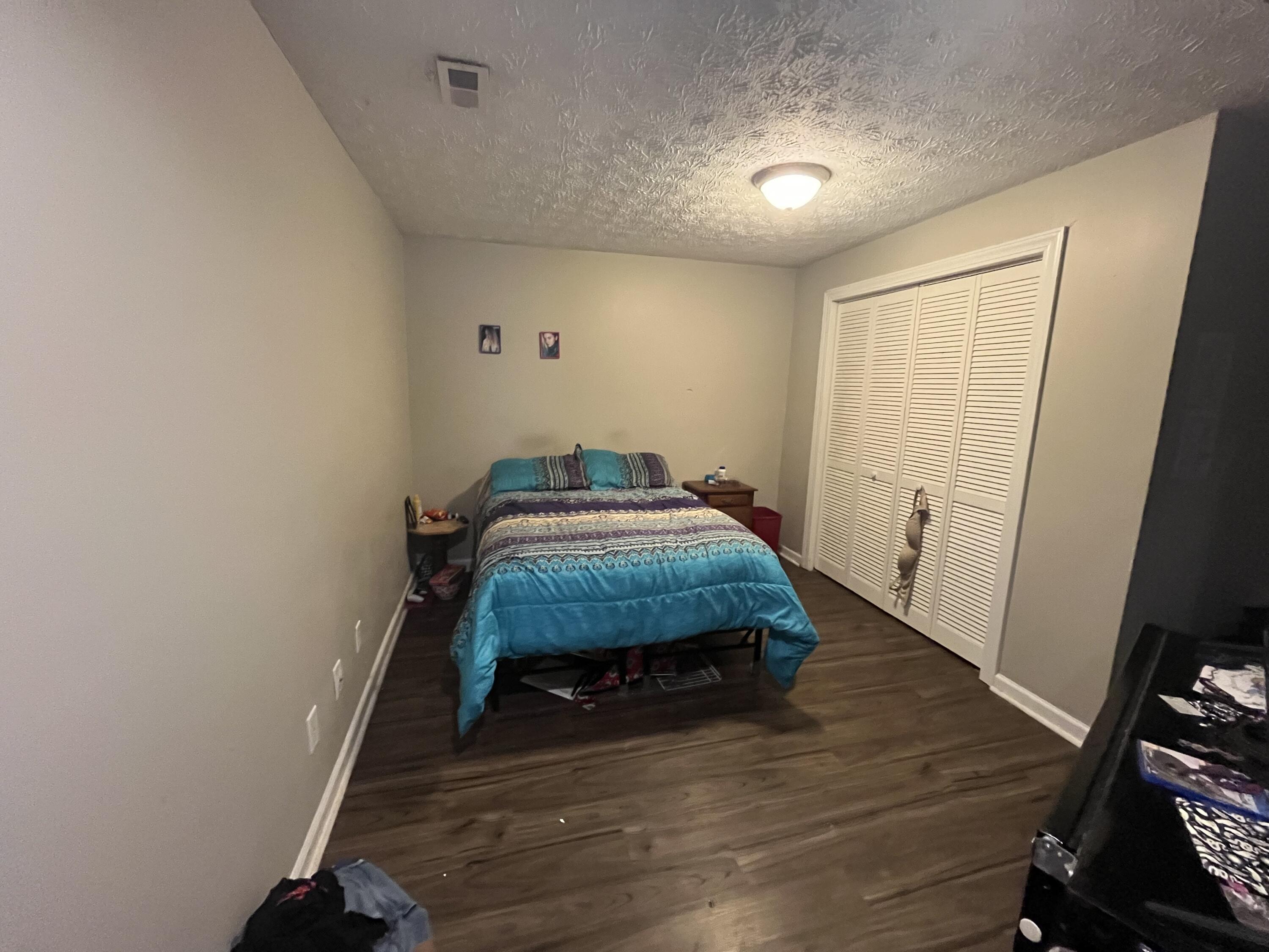 10-12 American Way Property Photo 18