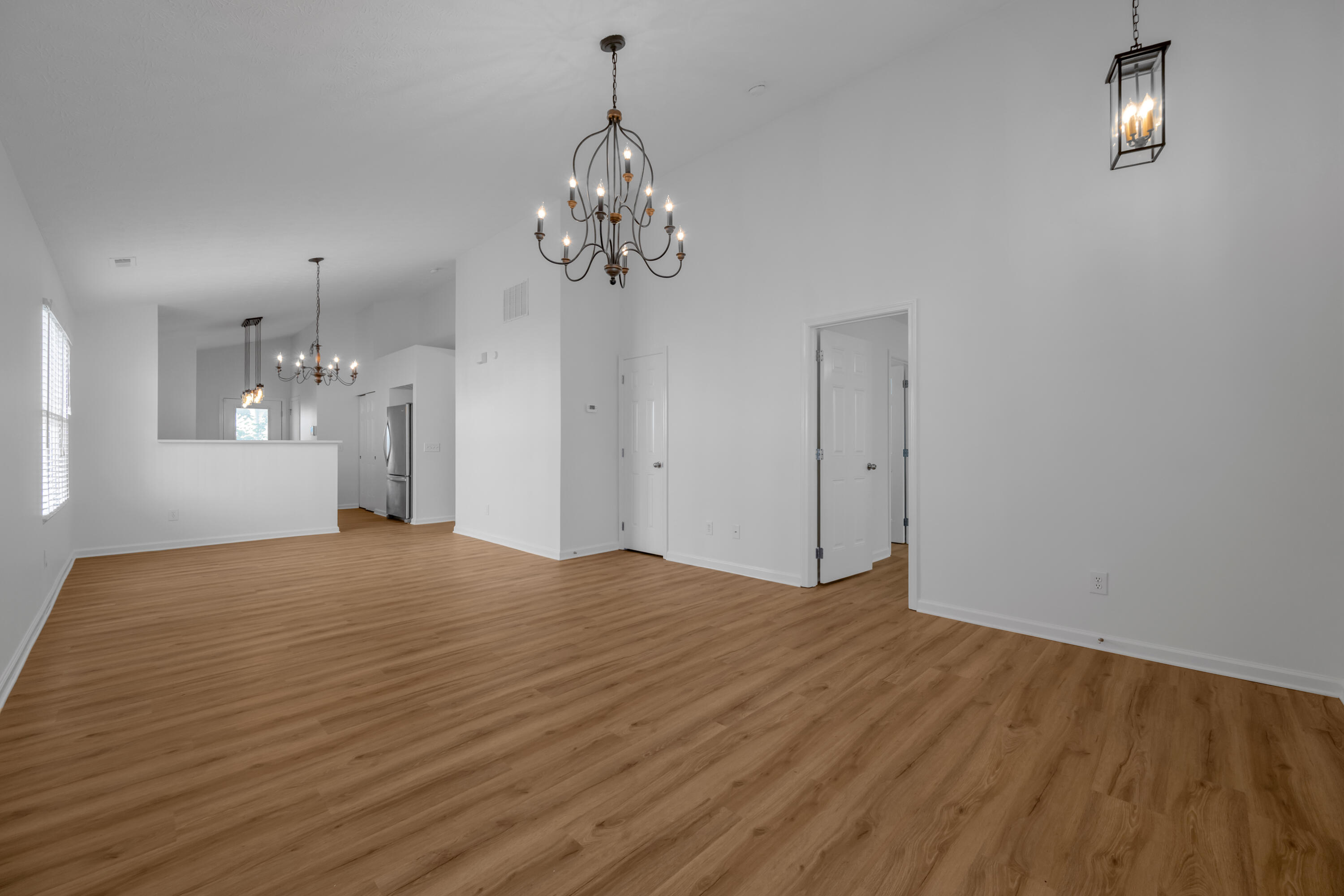1037 Lemon Rue Way Property Photo 6
