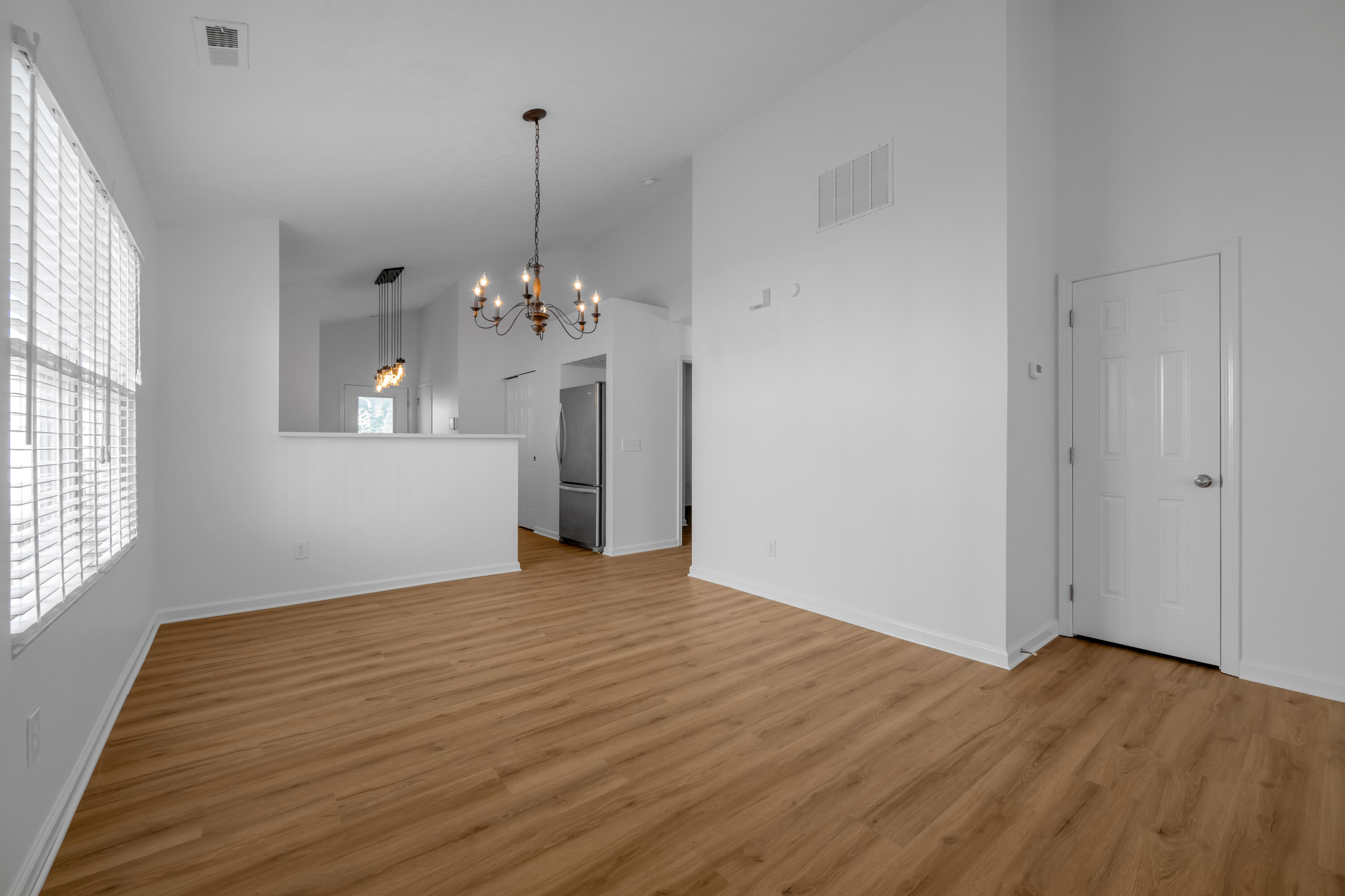 1037 Lemon Rue Way Property Photo 8