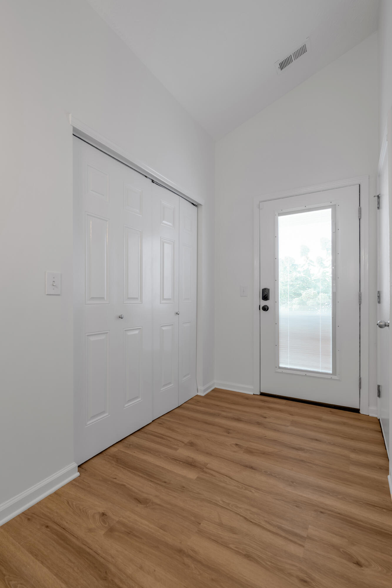1037 Lemon Rue Way Property Photo 15