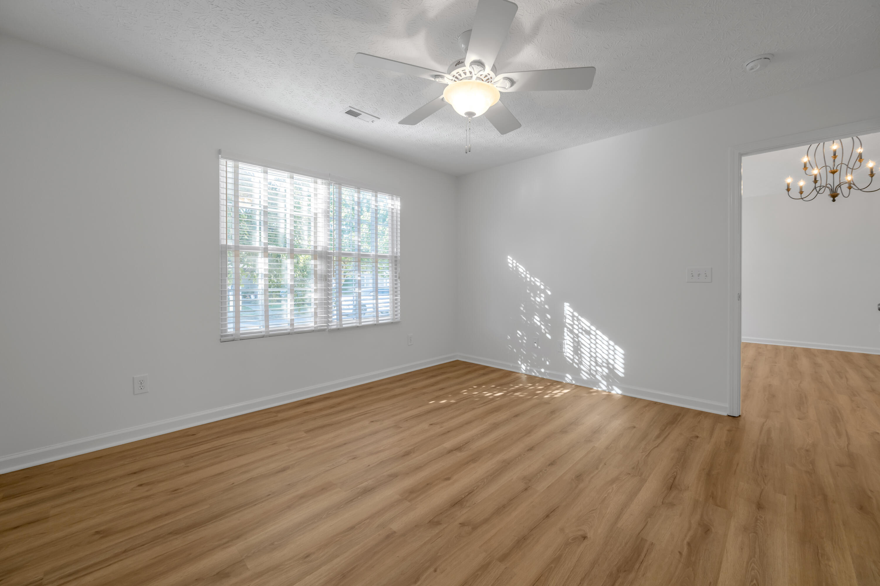 1037 Lemon Rue Way Property Photo 17