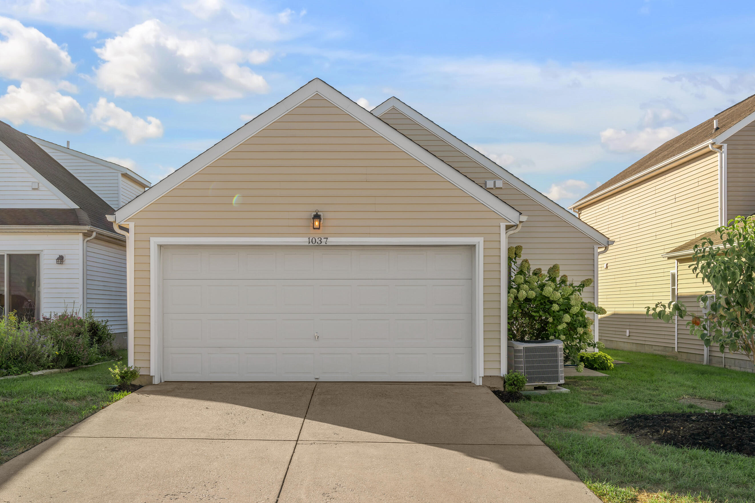 1037 Lemon Rue Way Property Photo 27