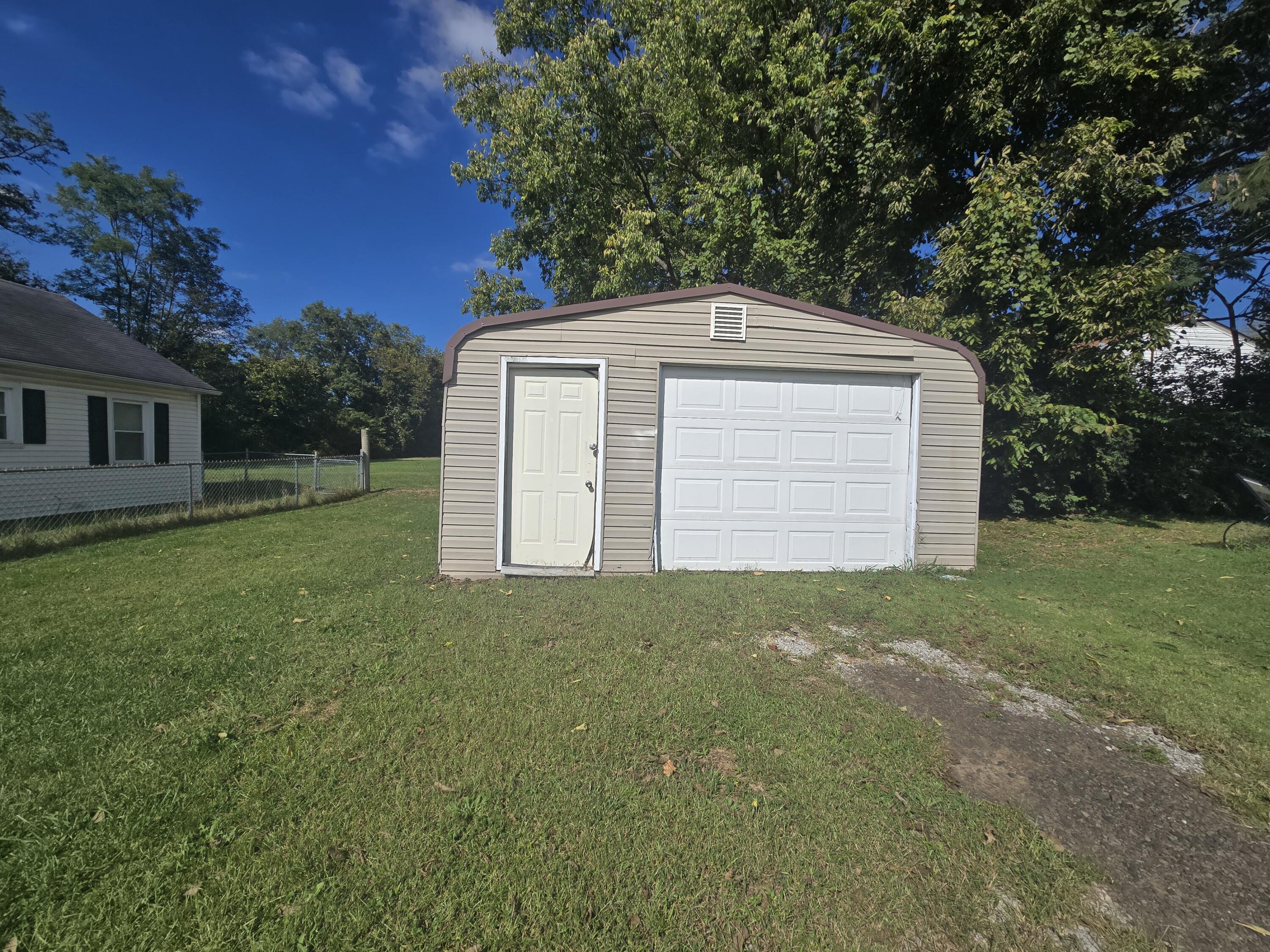 473 E Office Street Property Photo 6