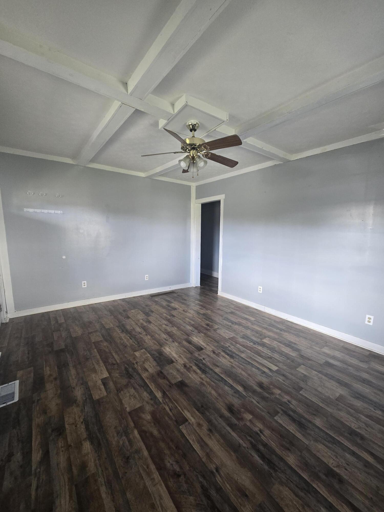 473 E Office Street Property Photo 10