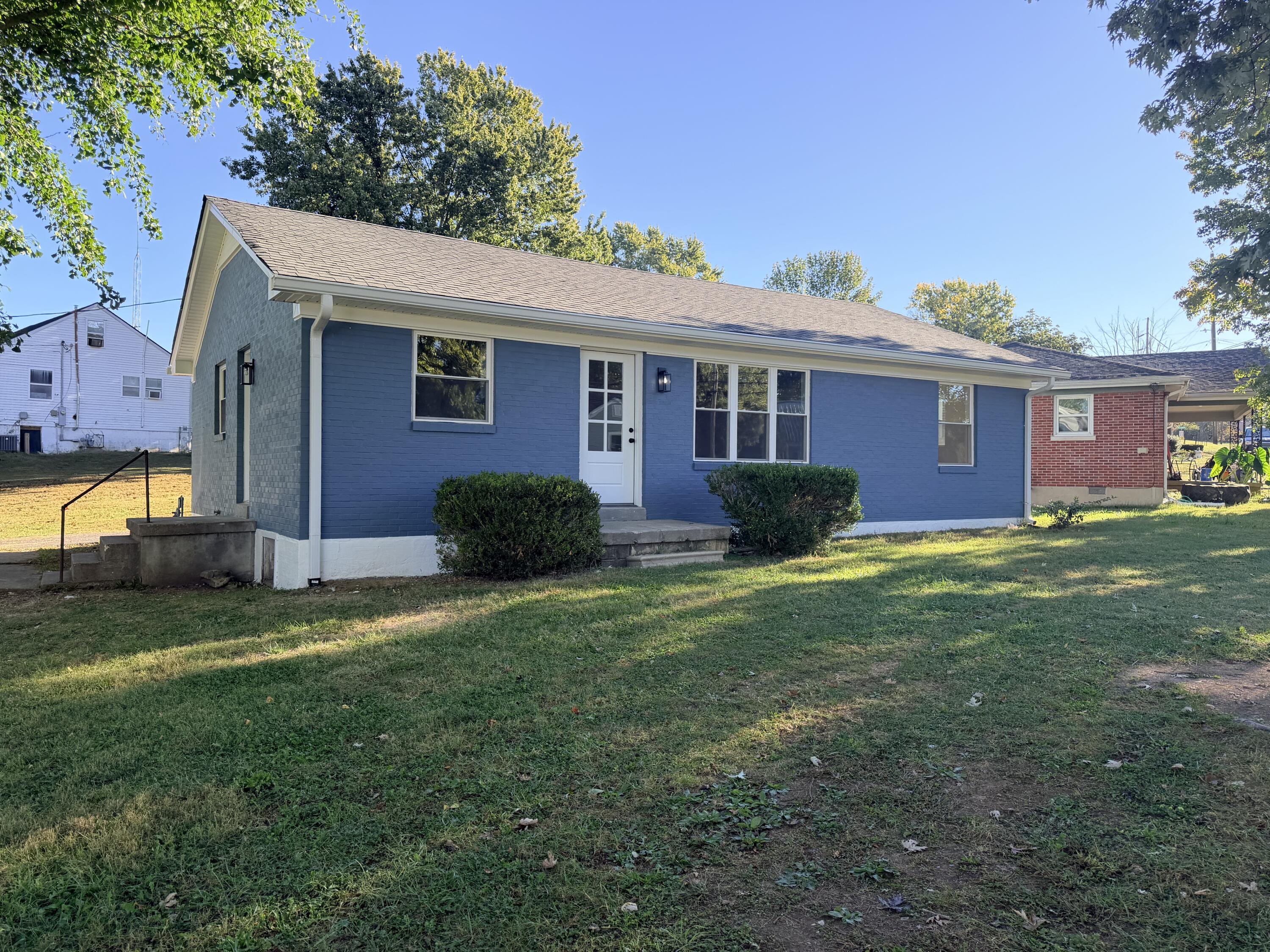 203 Cowden Court Property Photo 2