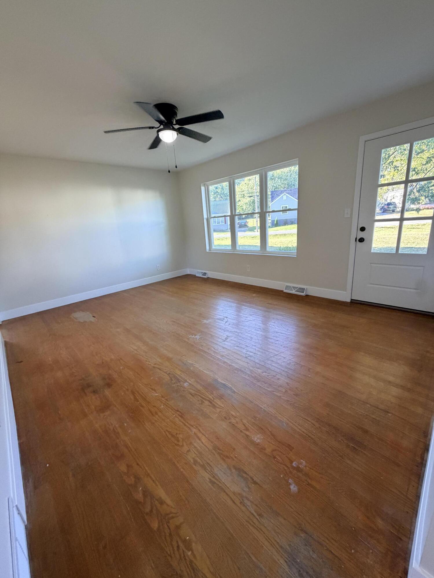 203 Cowden Court Property Photo 3