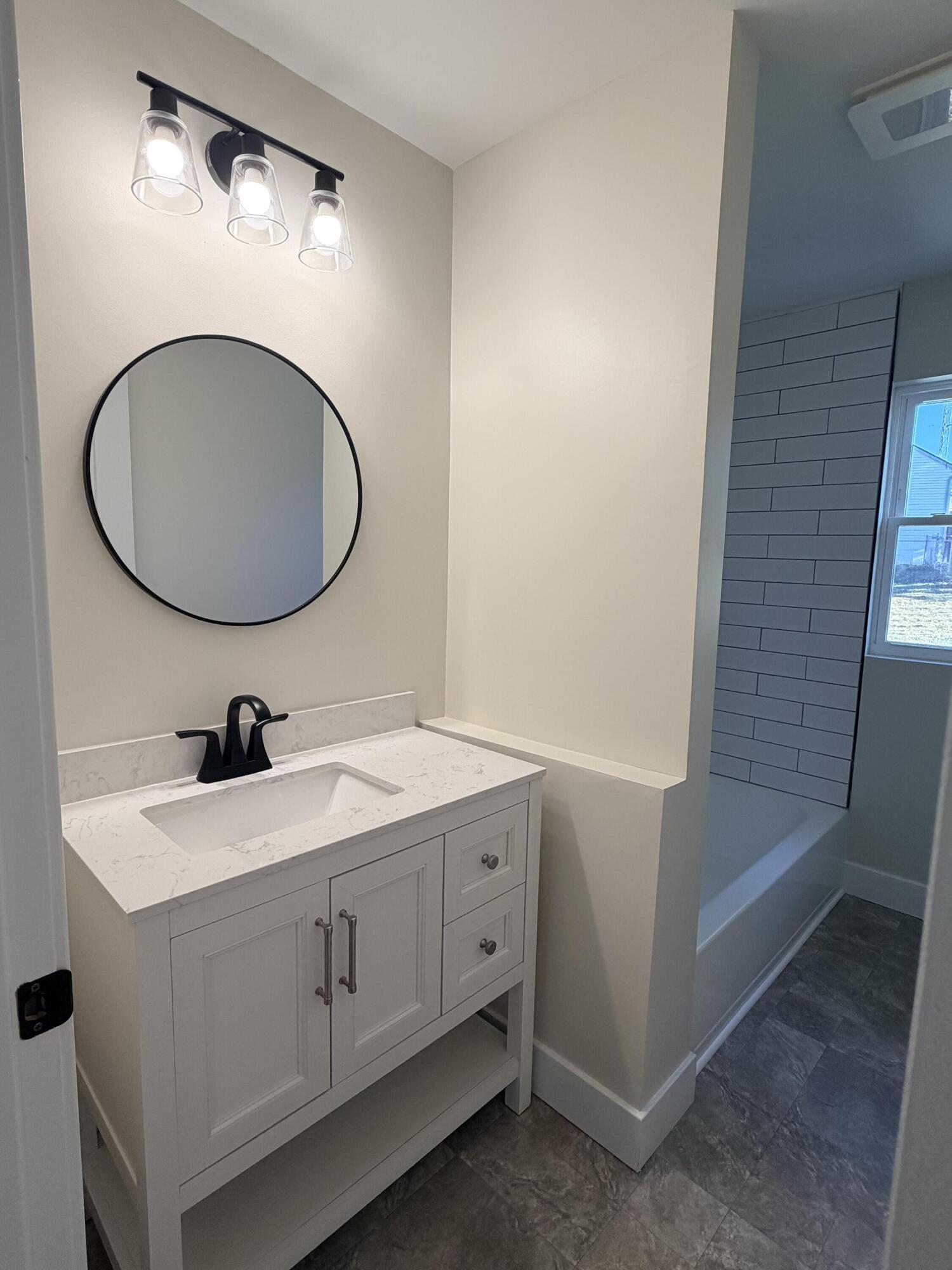 203 Cowden Court Property Photo 6