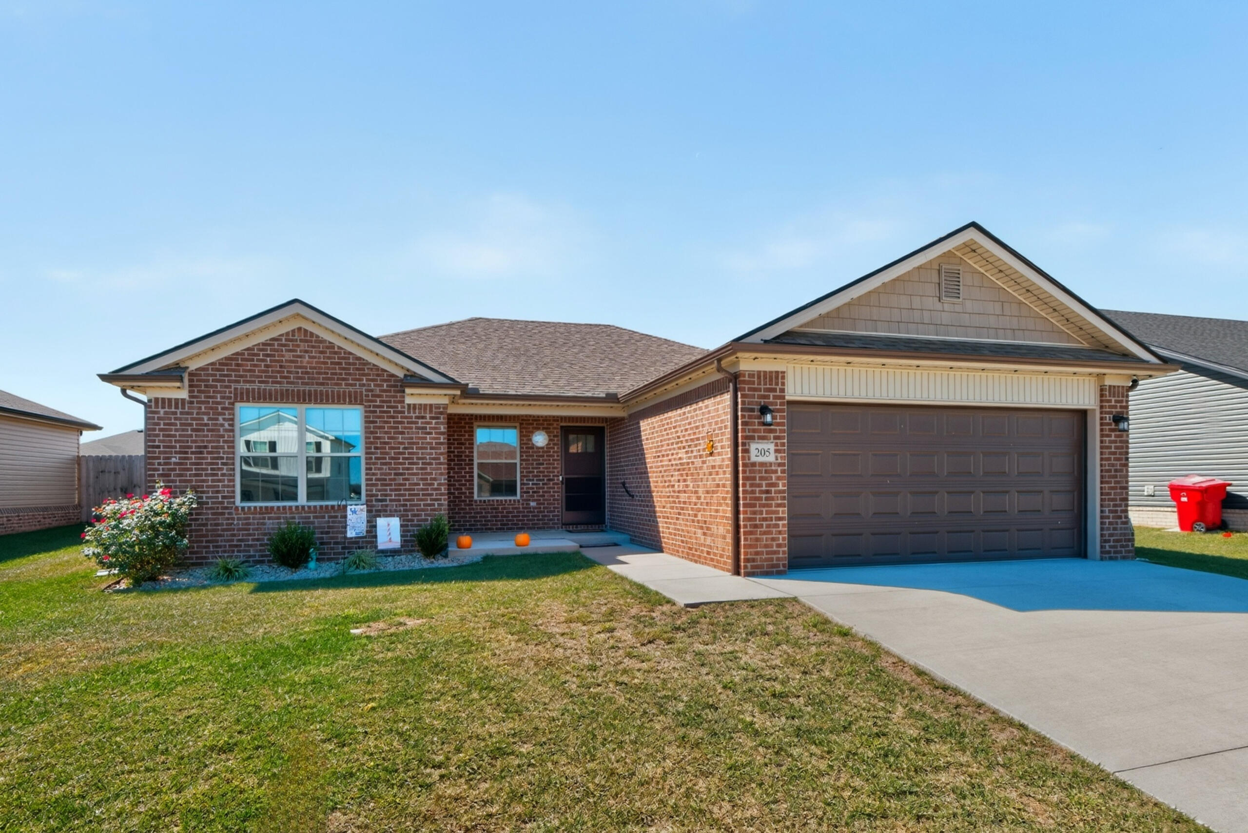 205 Brook Cove Property Photo 1