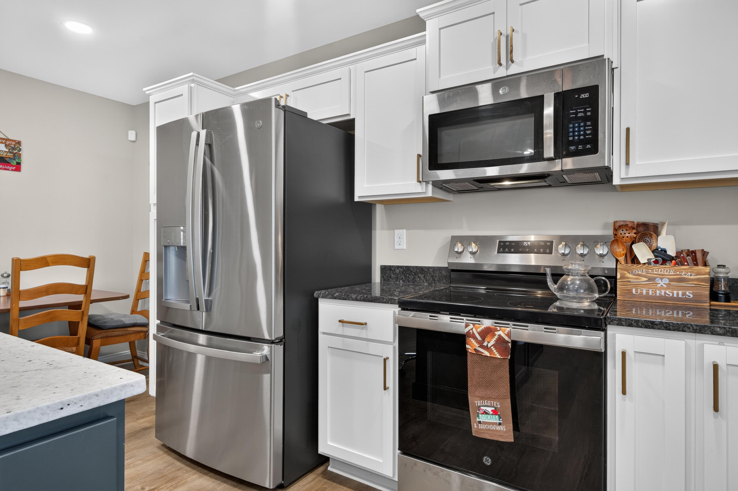 205 Brook Cove Property Photo 11