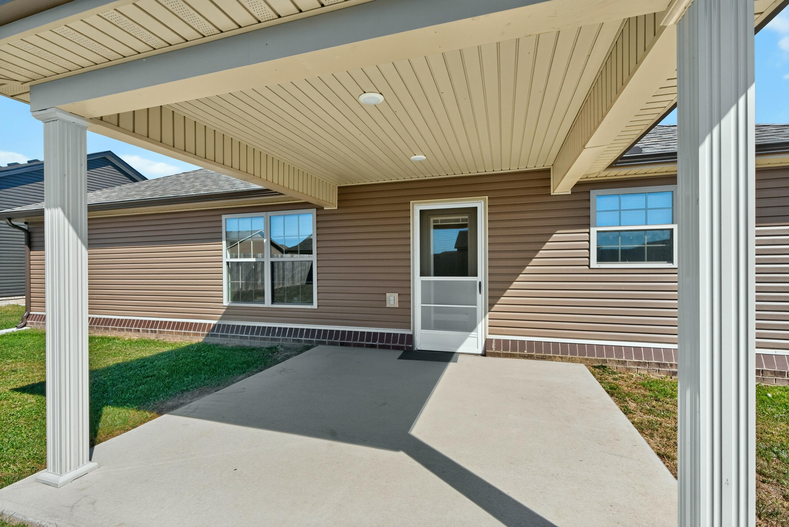 205 Brook Cove Property Photo 24