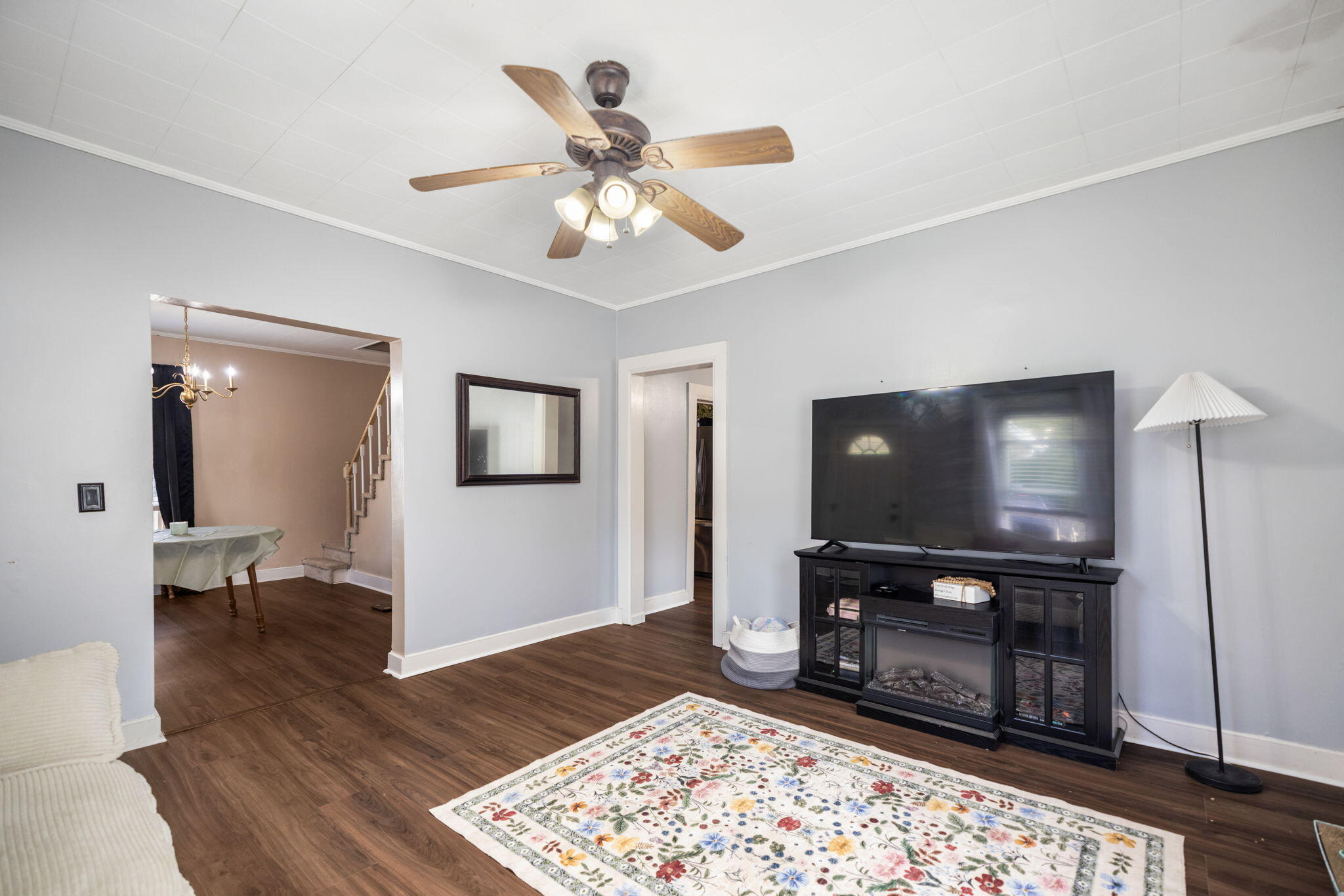 215 Antwerp Avenue Property Photo 28