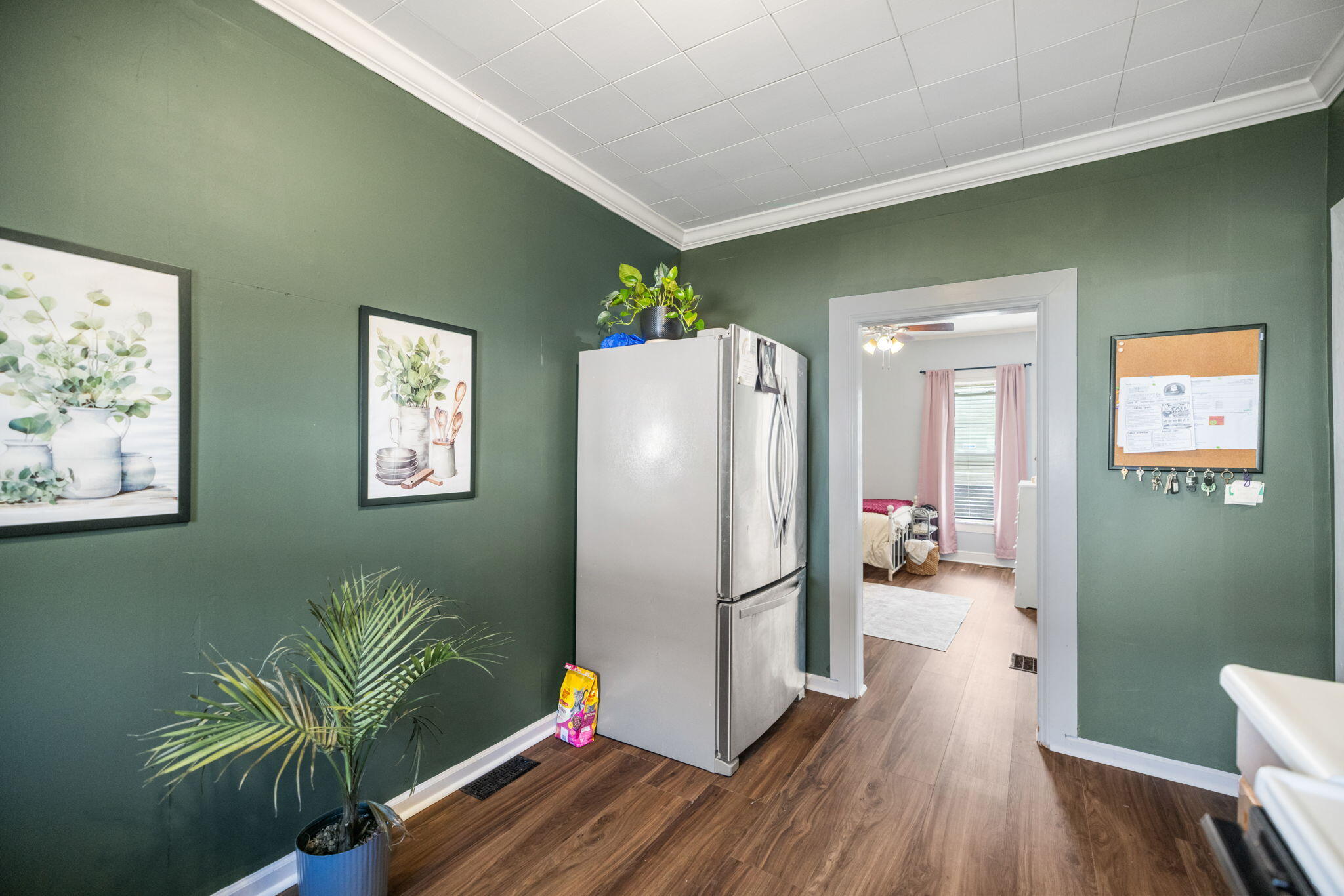 215 Antwerp Avenue Property Photo 33