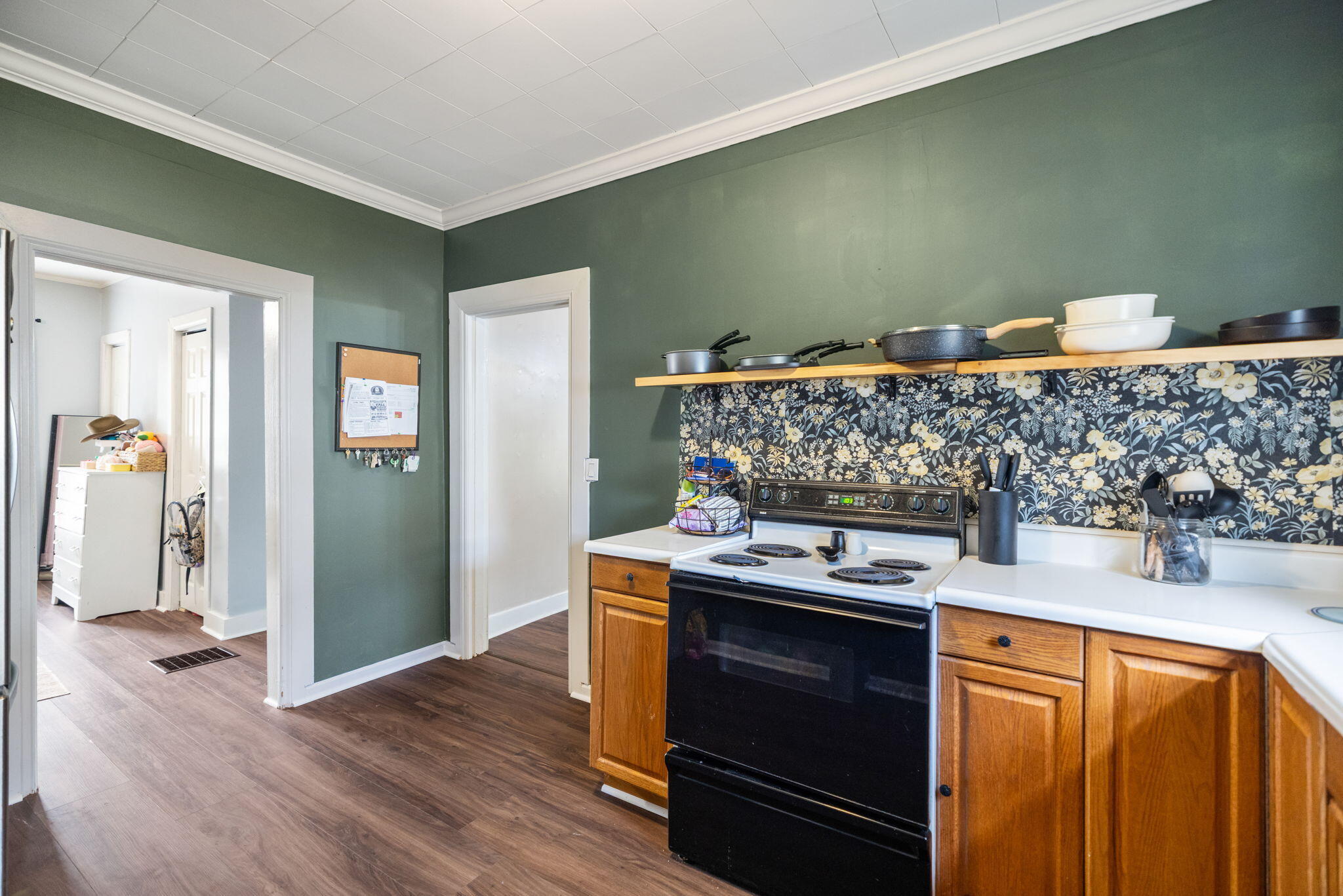 215 Antwerp Avenue Property Photo 34