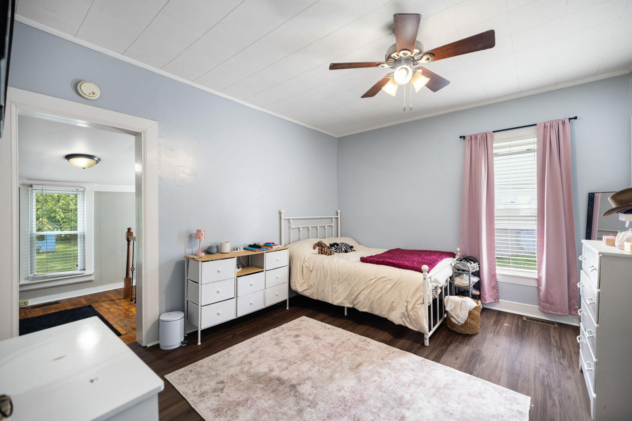 215 Antwerp Avenue Property Photo 36