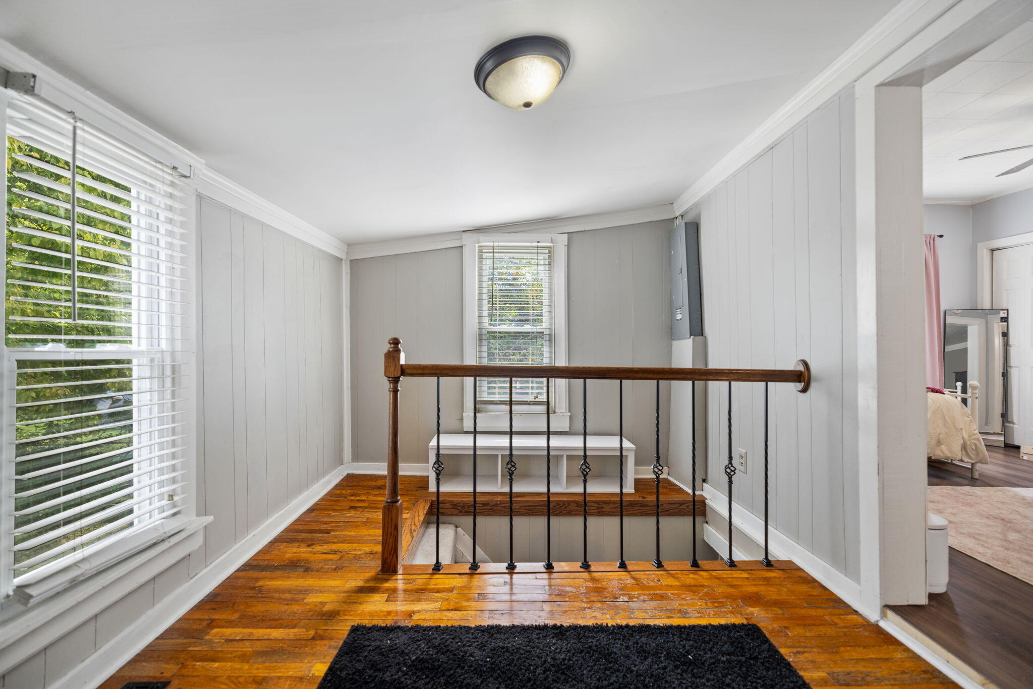 215 Antwerp Avenue Property Photo 43