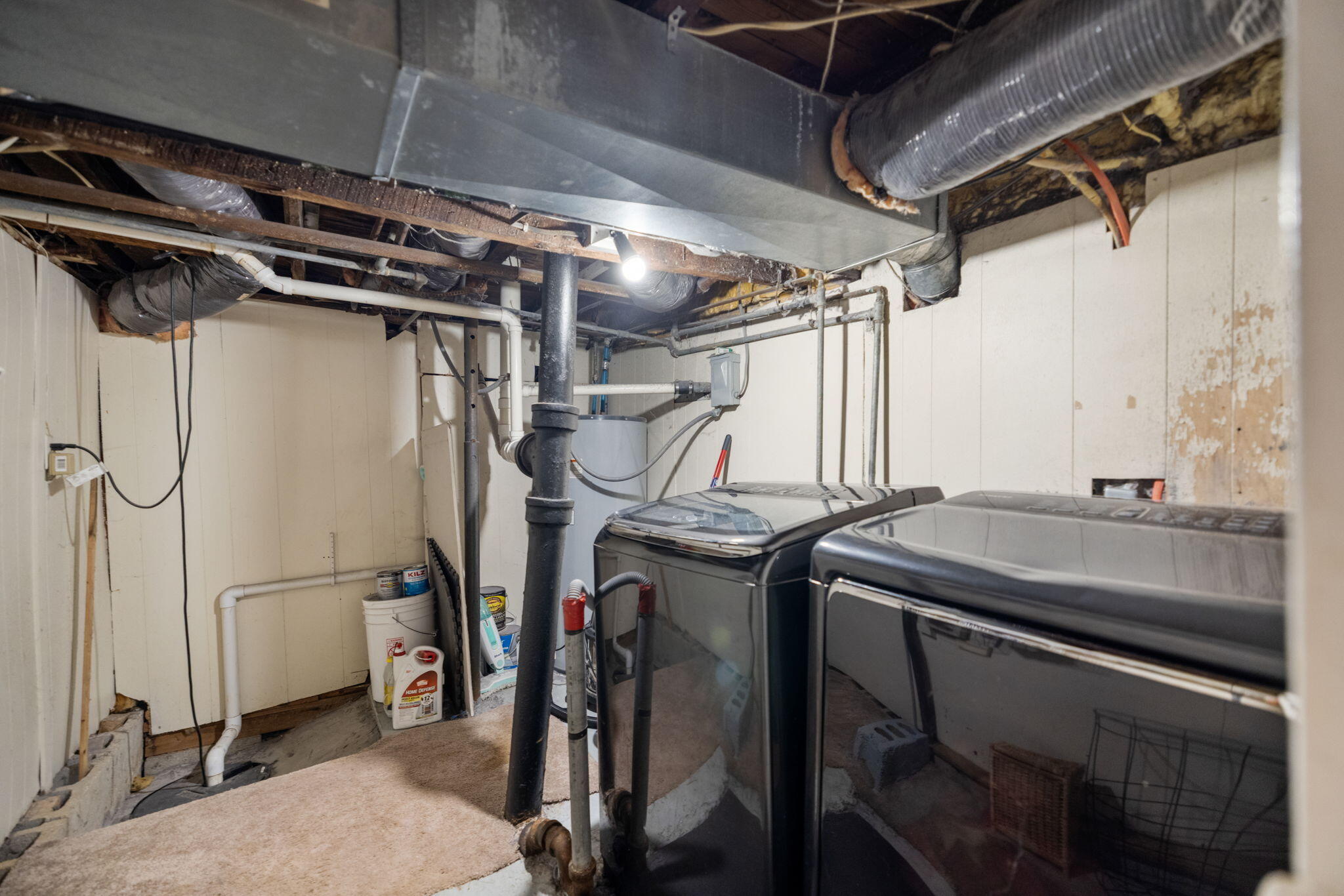 215 Antwerp Avenue Property Photo 51