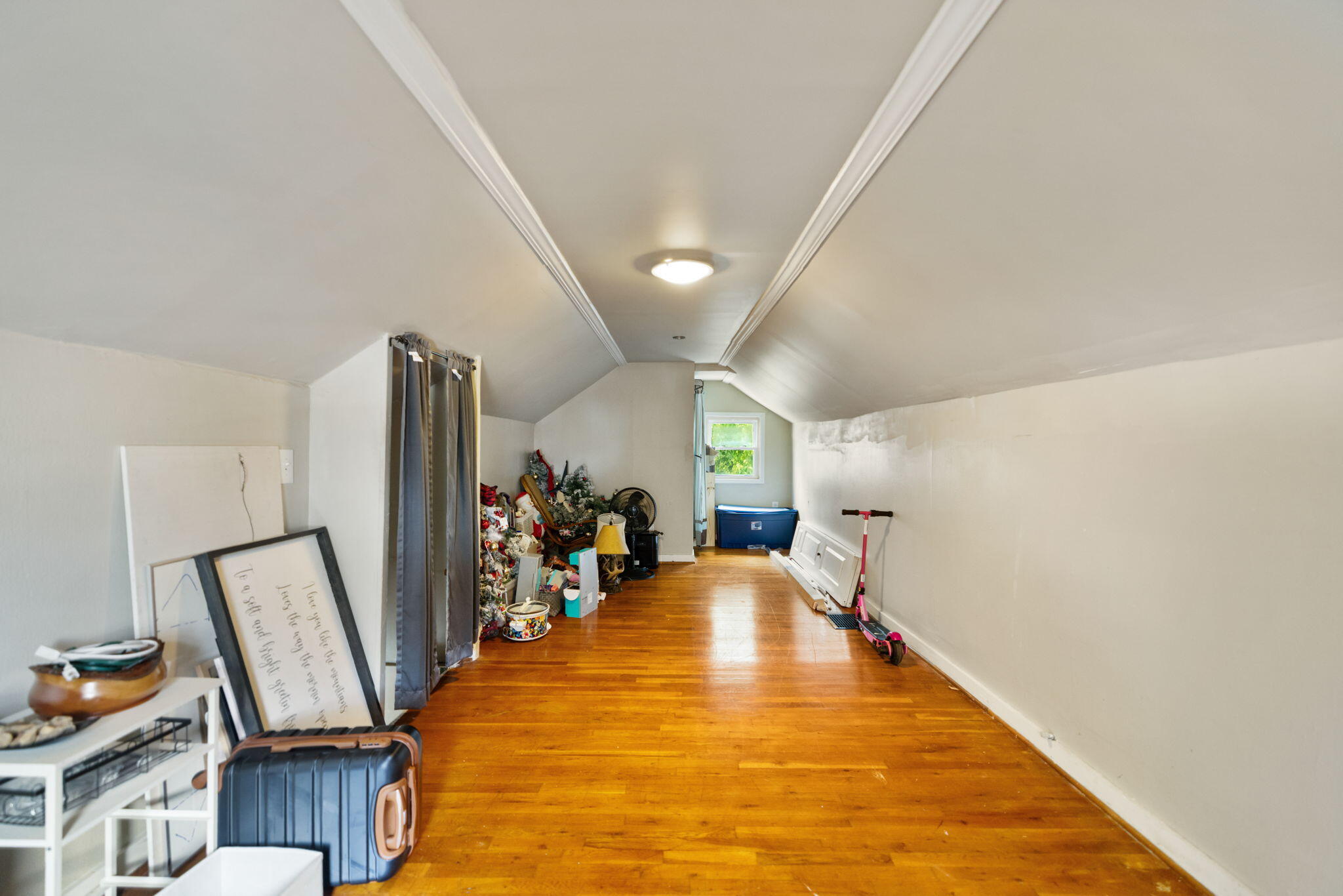 215 Antwerp Avenue Property Photo 52