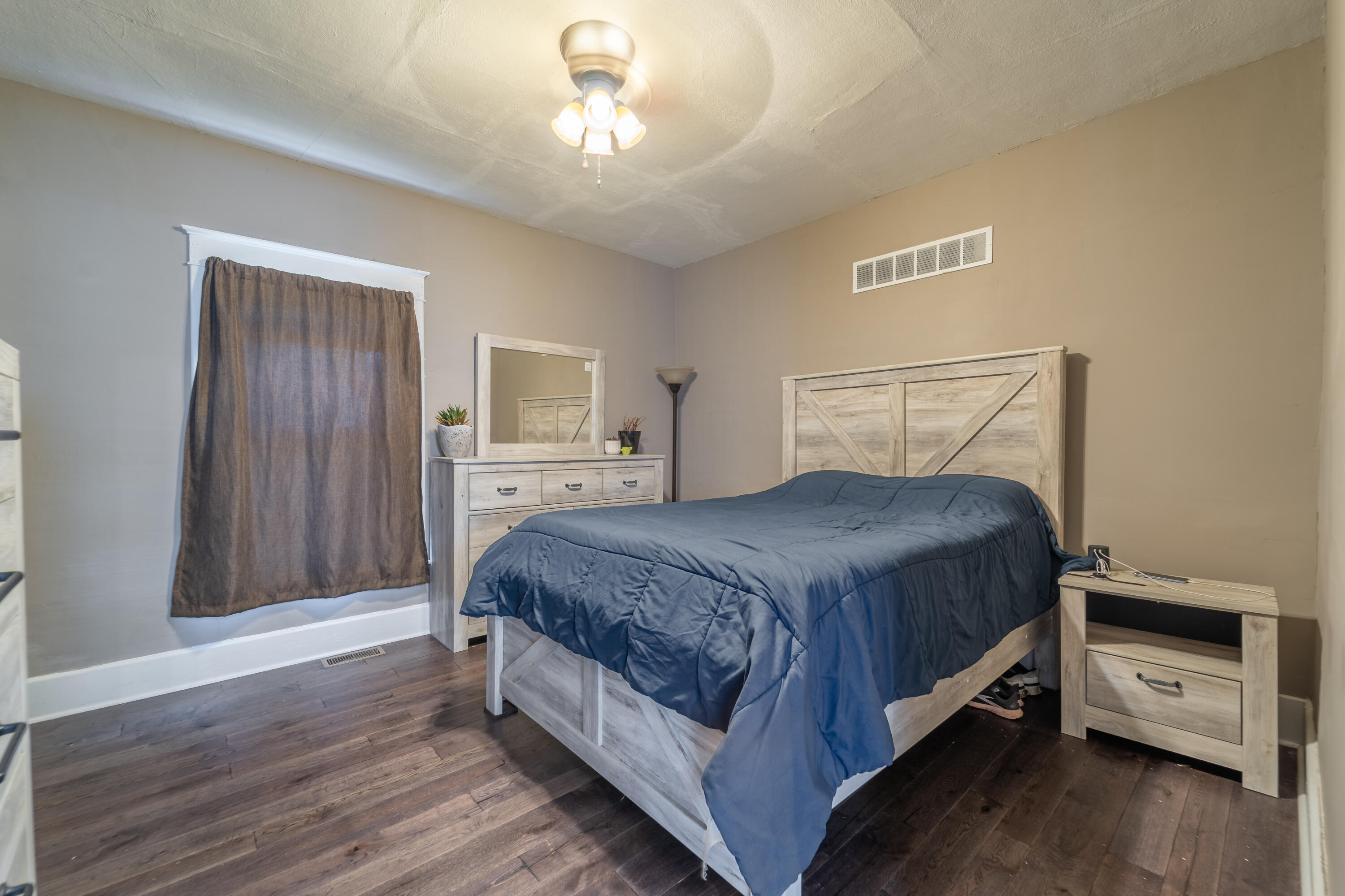 682 Copperhead Road Property Photo 26