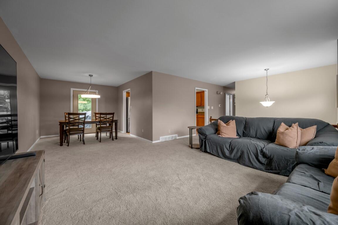 3509 Mellinocket Court Property Photo 7