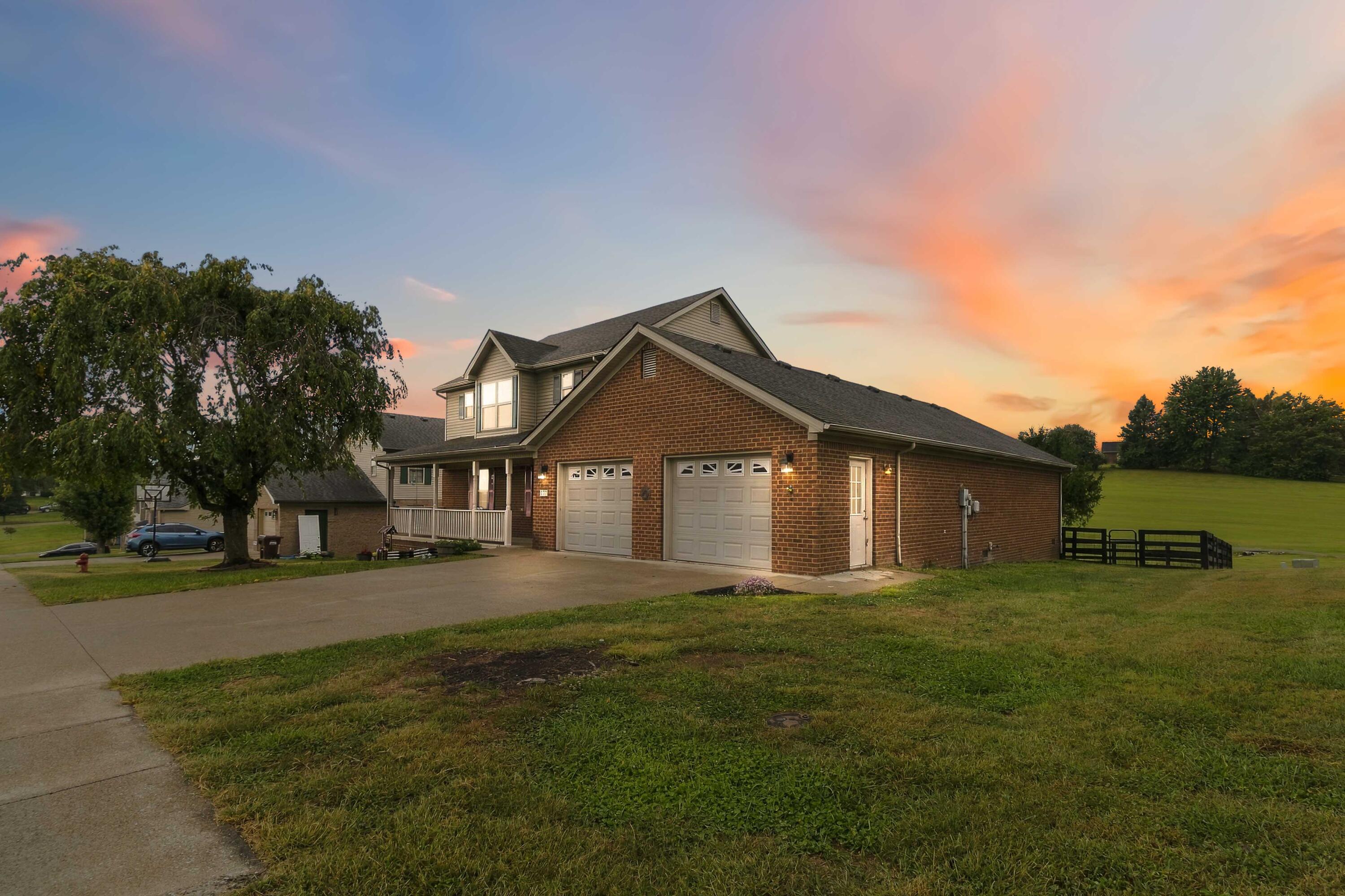 177 General Cleburne Drive Property Photo 2
