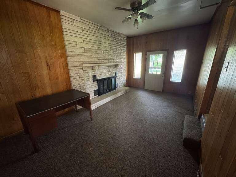 716 Stanford Street Property Photo 7