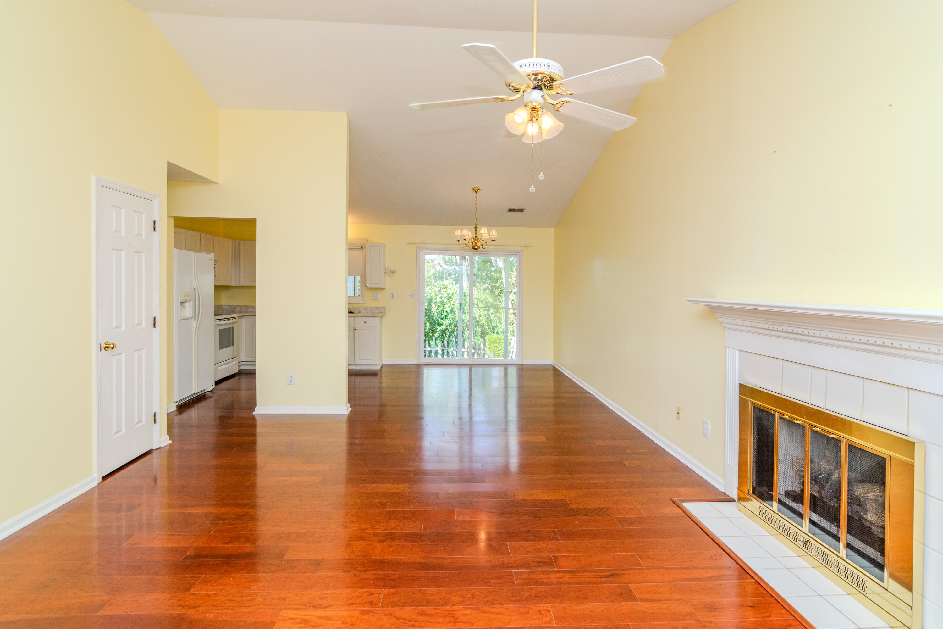3541 Cave Hill Place Property Photo 3