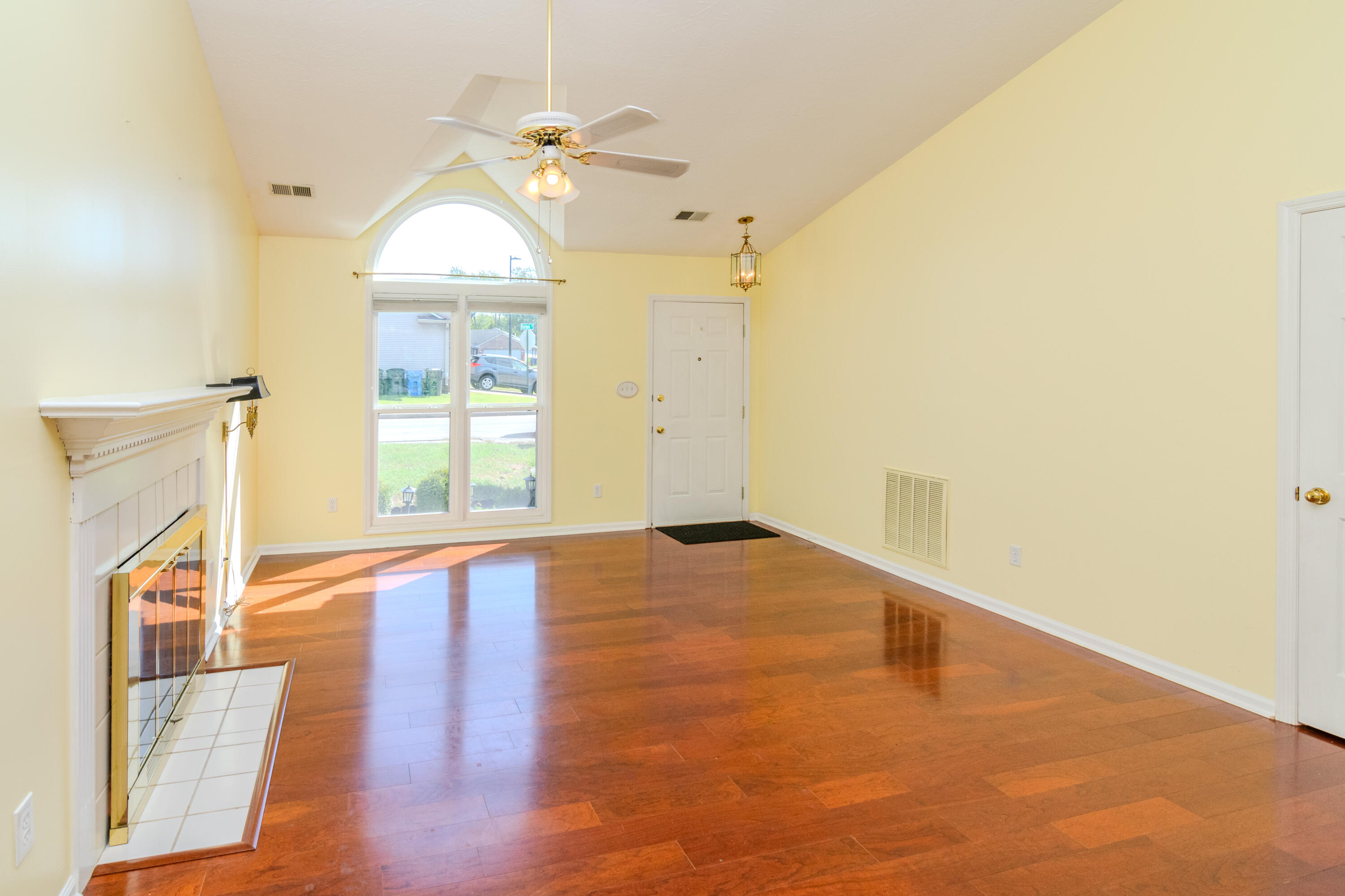 3541 Cave Hill Place Property Photo 4