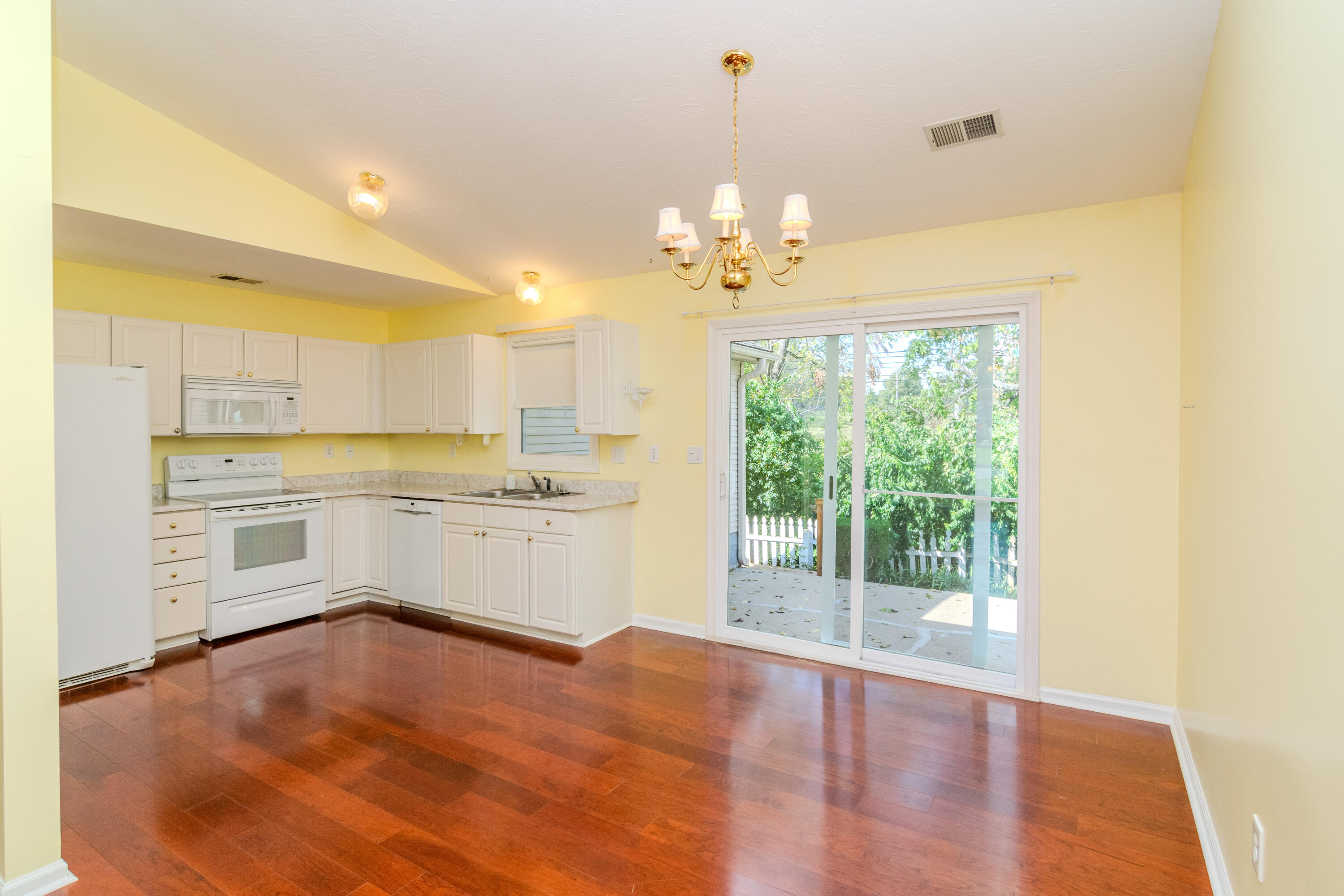 3541 Cave Hill Place Property Photo 8