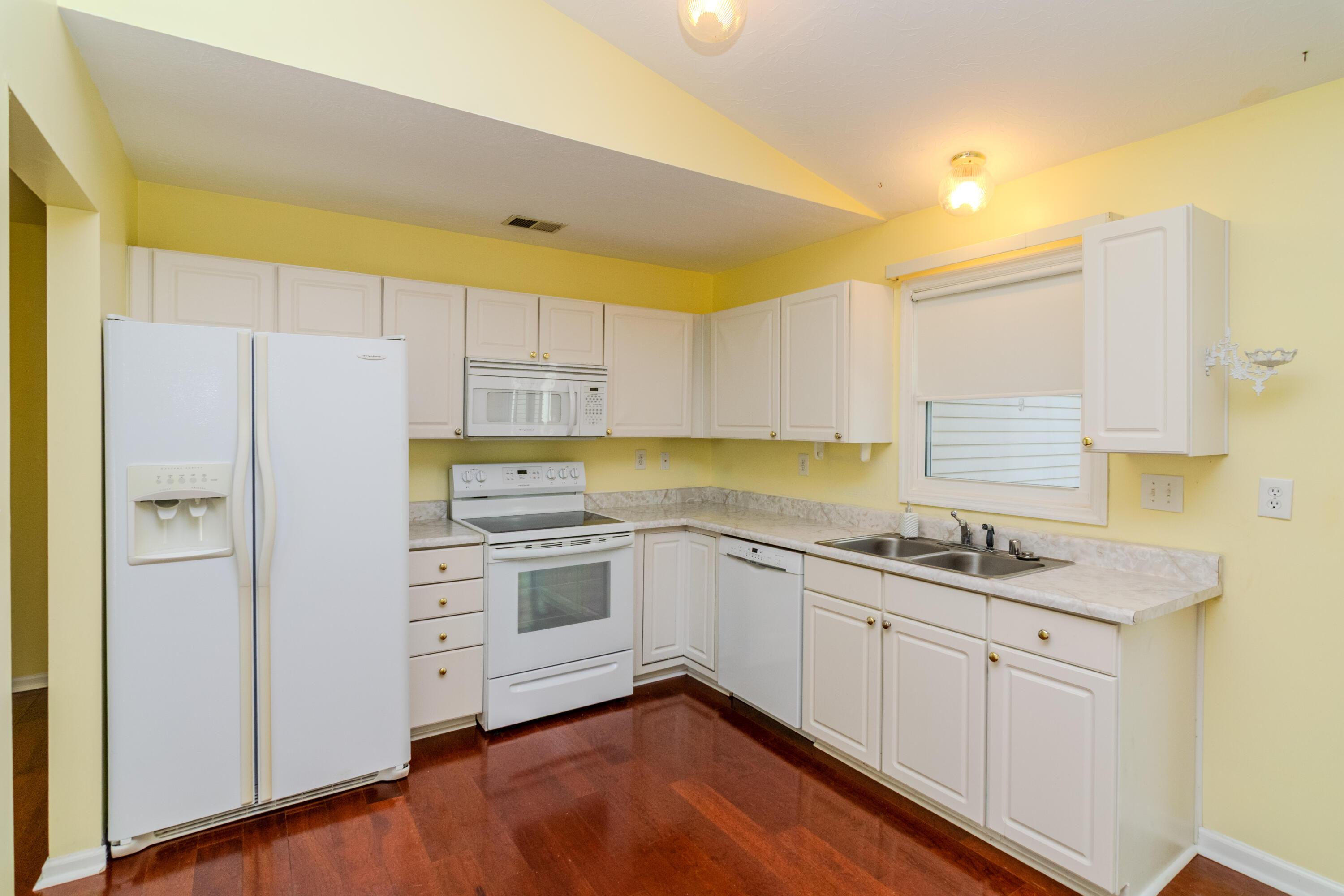 3541 Cave Hill Place Property Photo 9