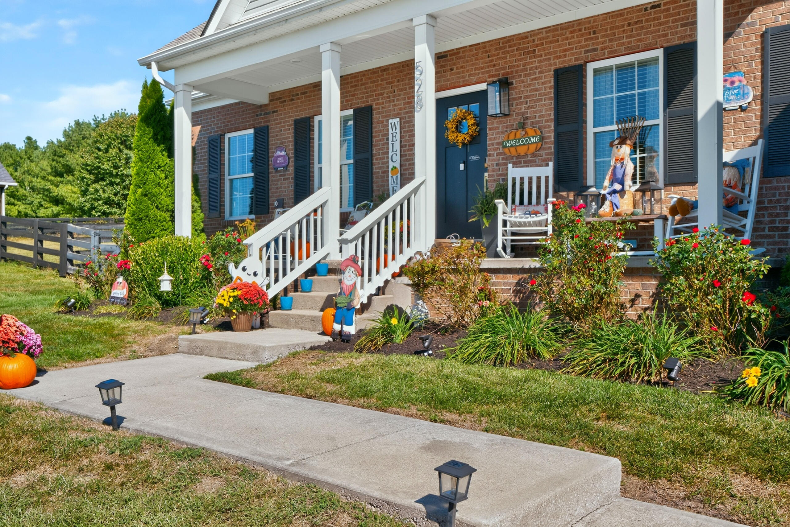 528 Blue Spruce Drive Property Photo 3
