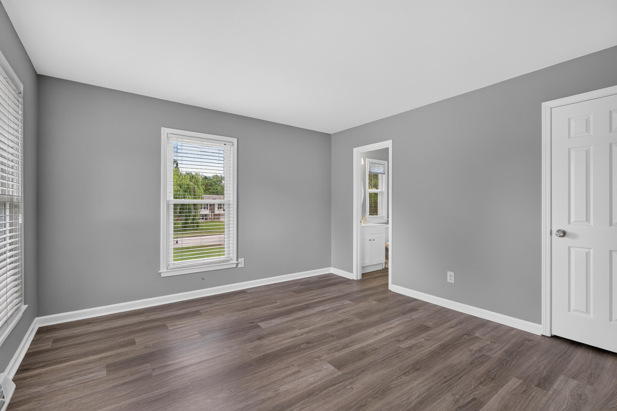3905 Sundart Drive Property Photo 20