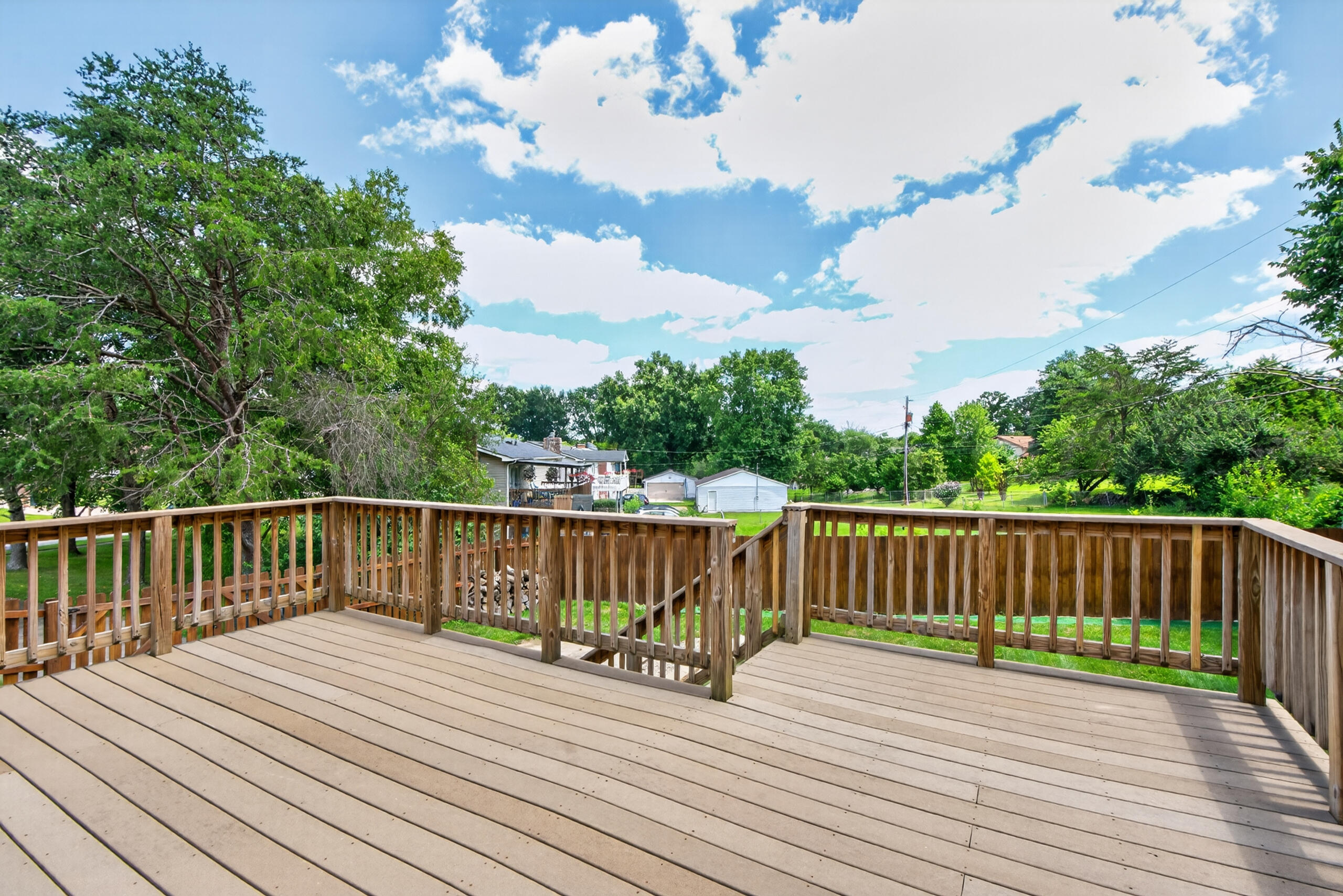 3905 Sundart Drive Property Photo 34