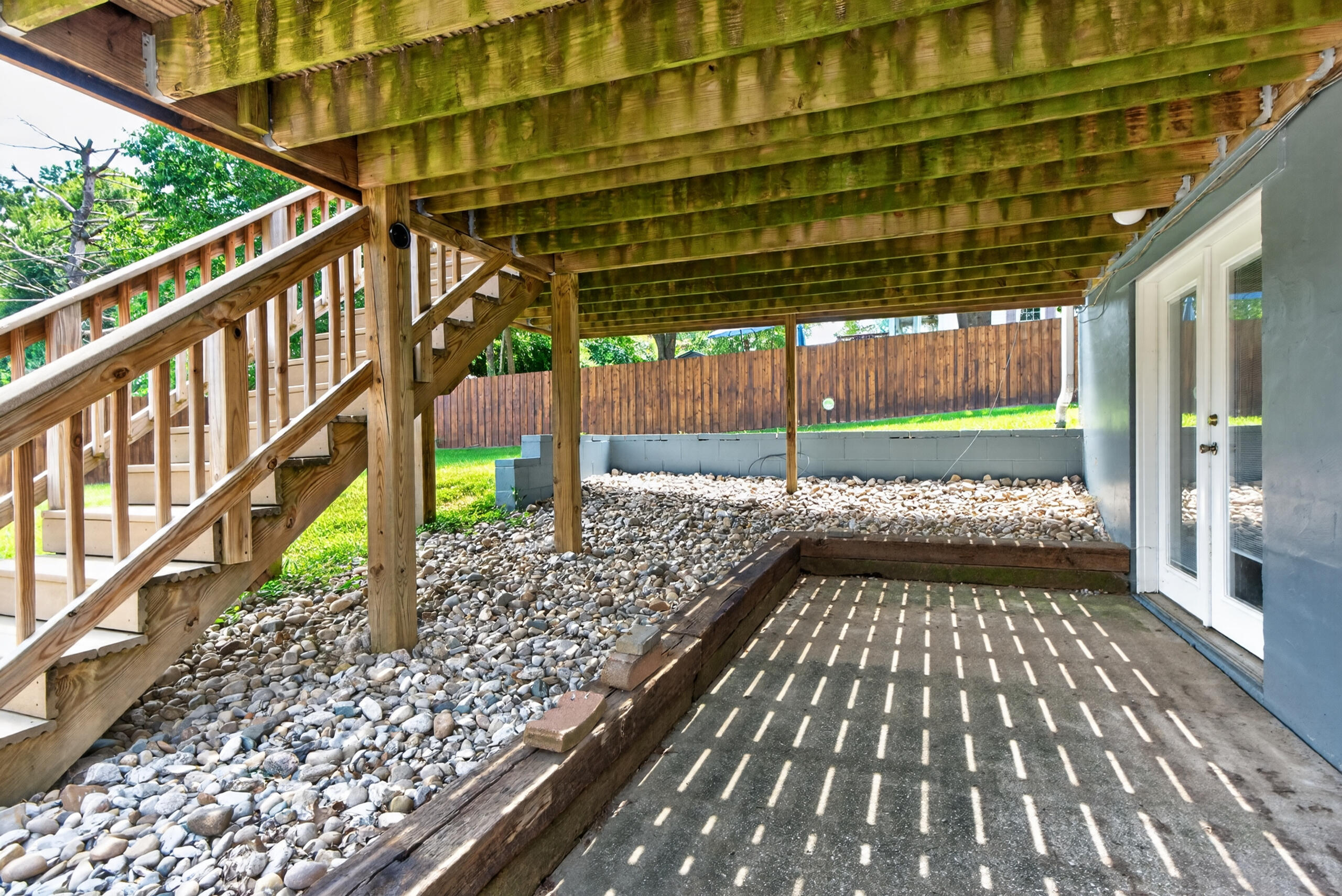 3905 Sundart Drive Property Photo 35