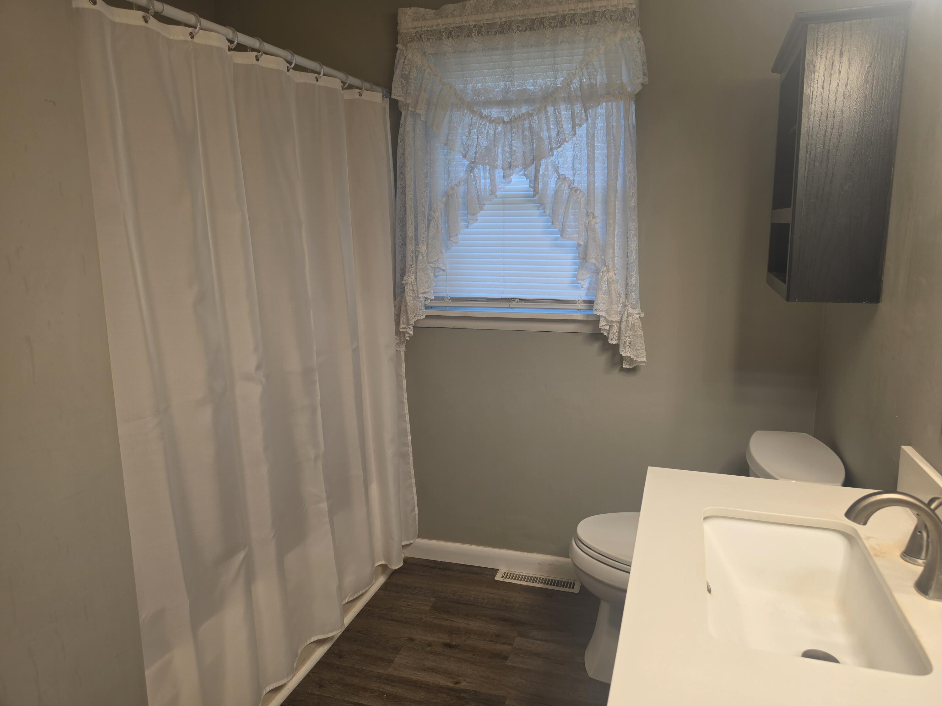 4211 Junior Street Property Photo 15