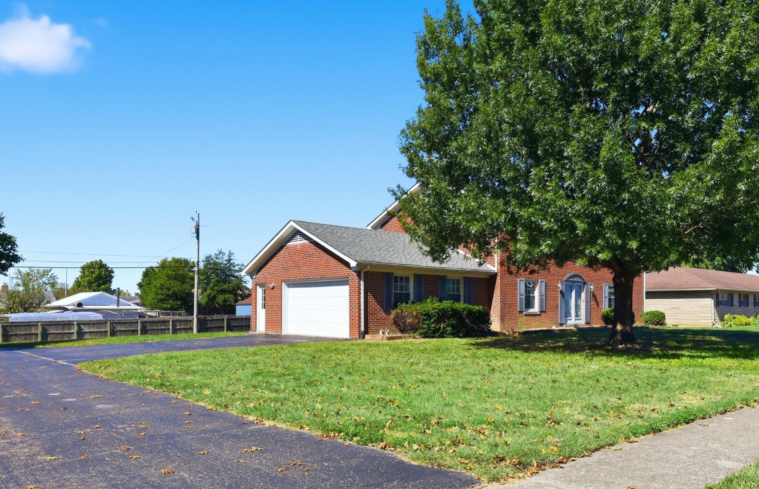109 Dogwood Court Property Photo 2