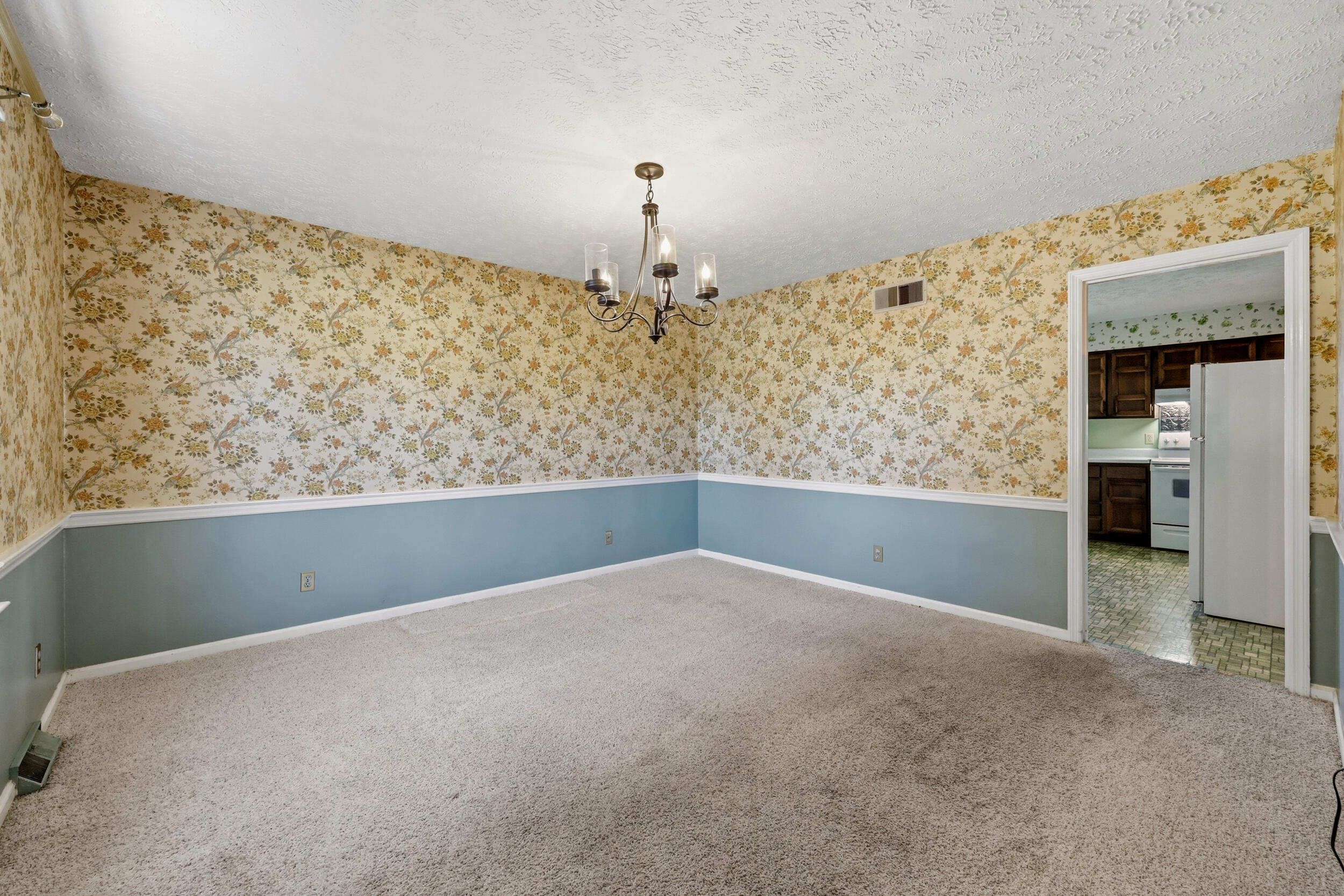 109 Dogwood Court Property Photo 9