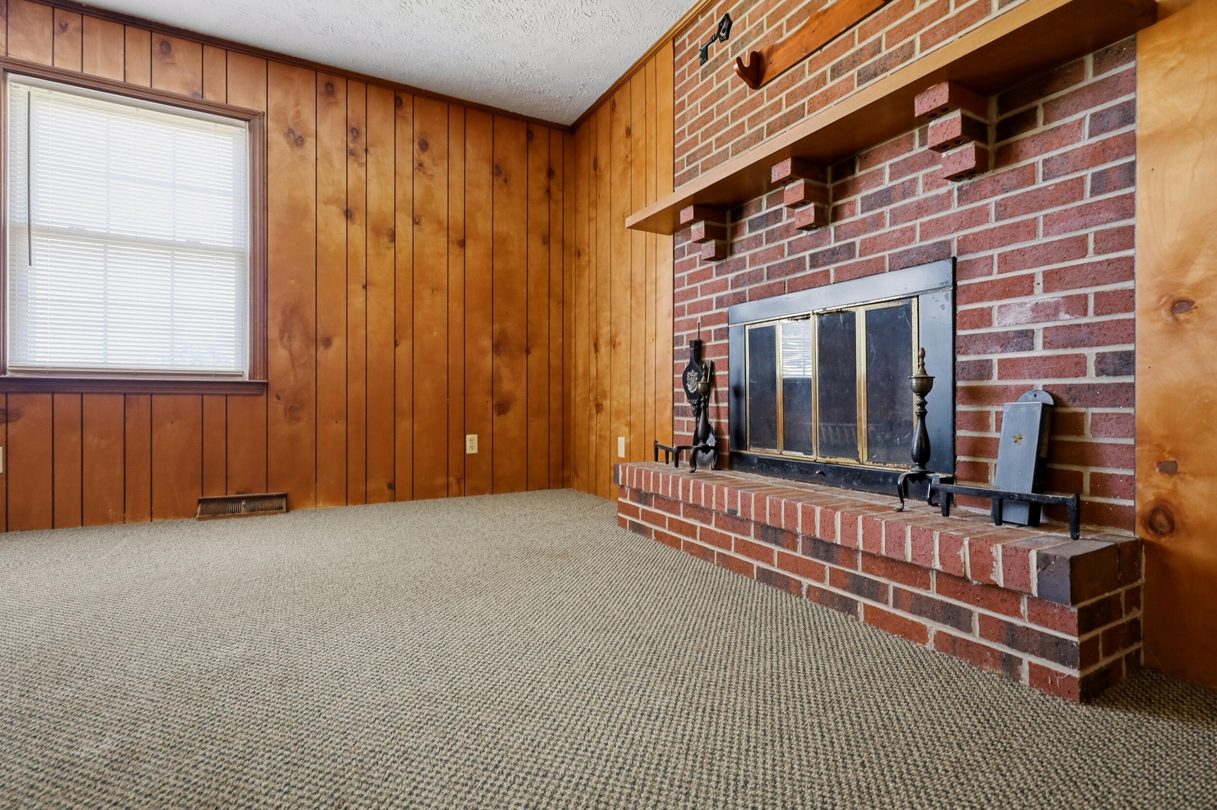 109 Dogwood Court Property Photo 12