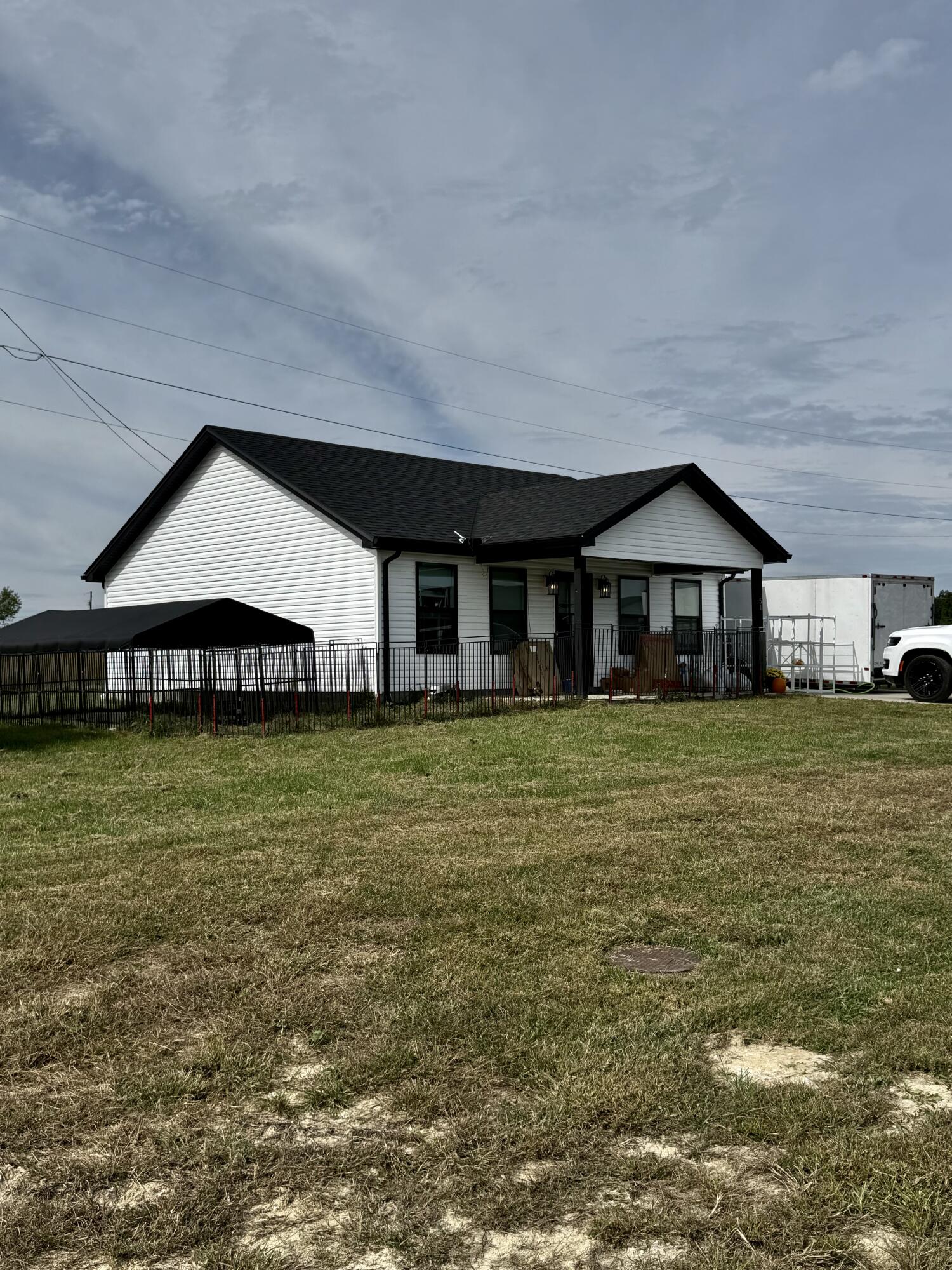 20 Pickle Lane Property Photo 4