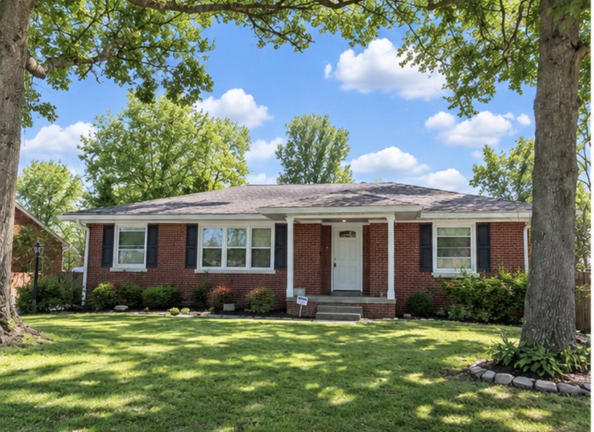 832 Laurel Hill Road Property Photo 1