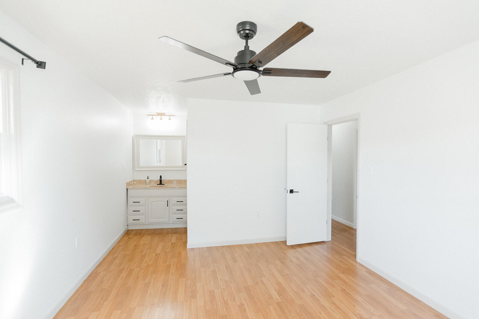 403 Auburn Avenue Property Photo 25