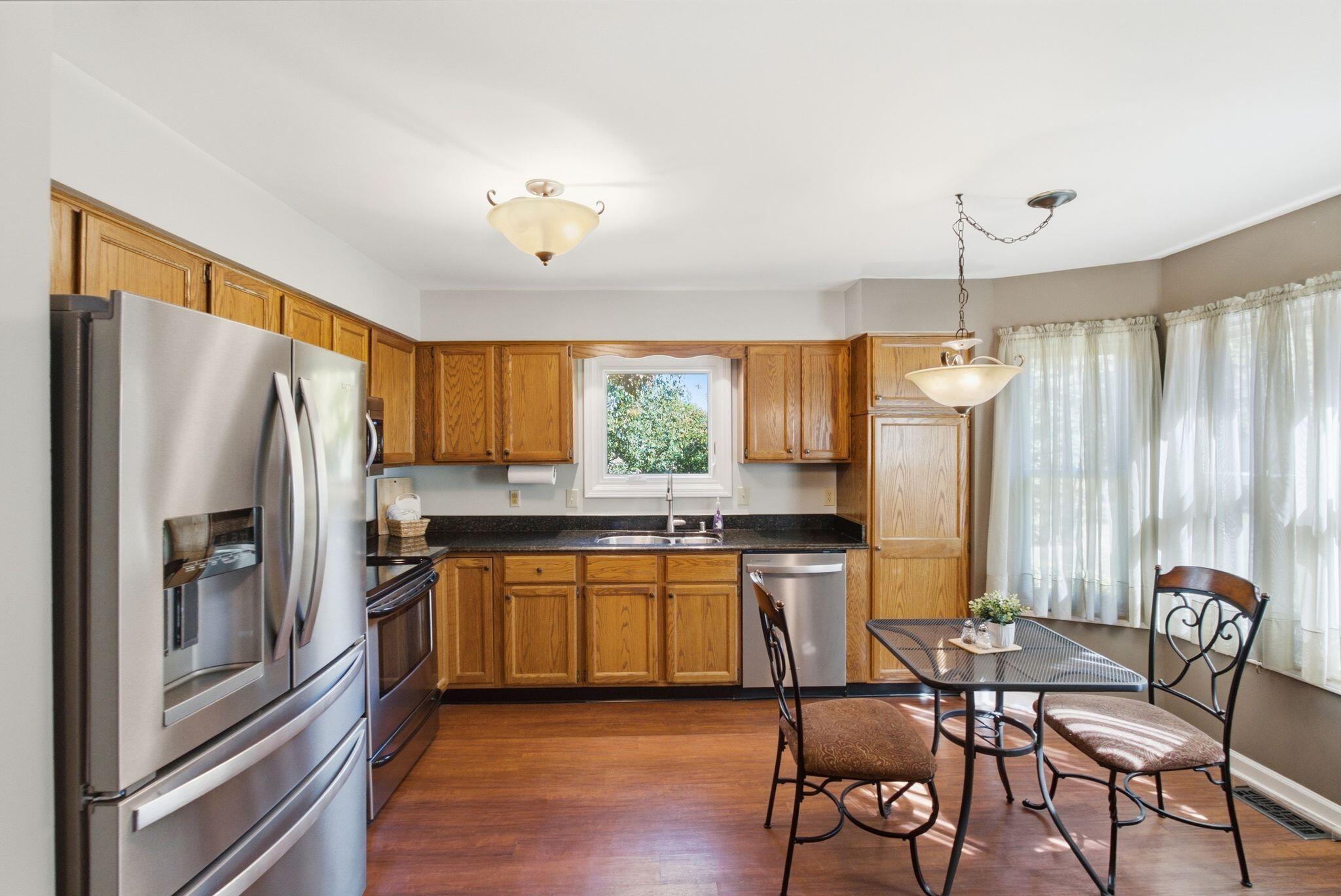 1174 Rockbridge Road Property Photo 3