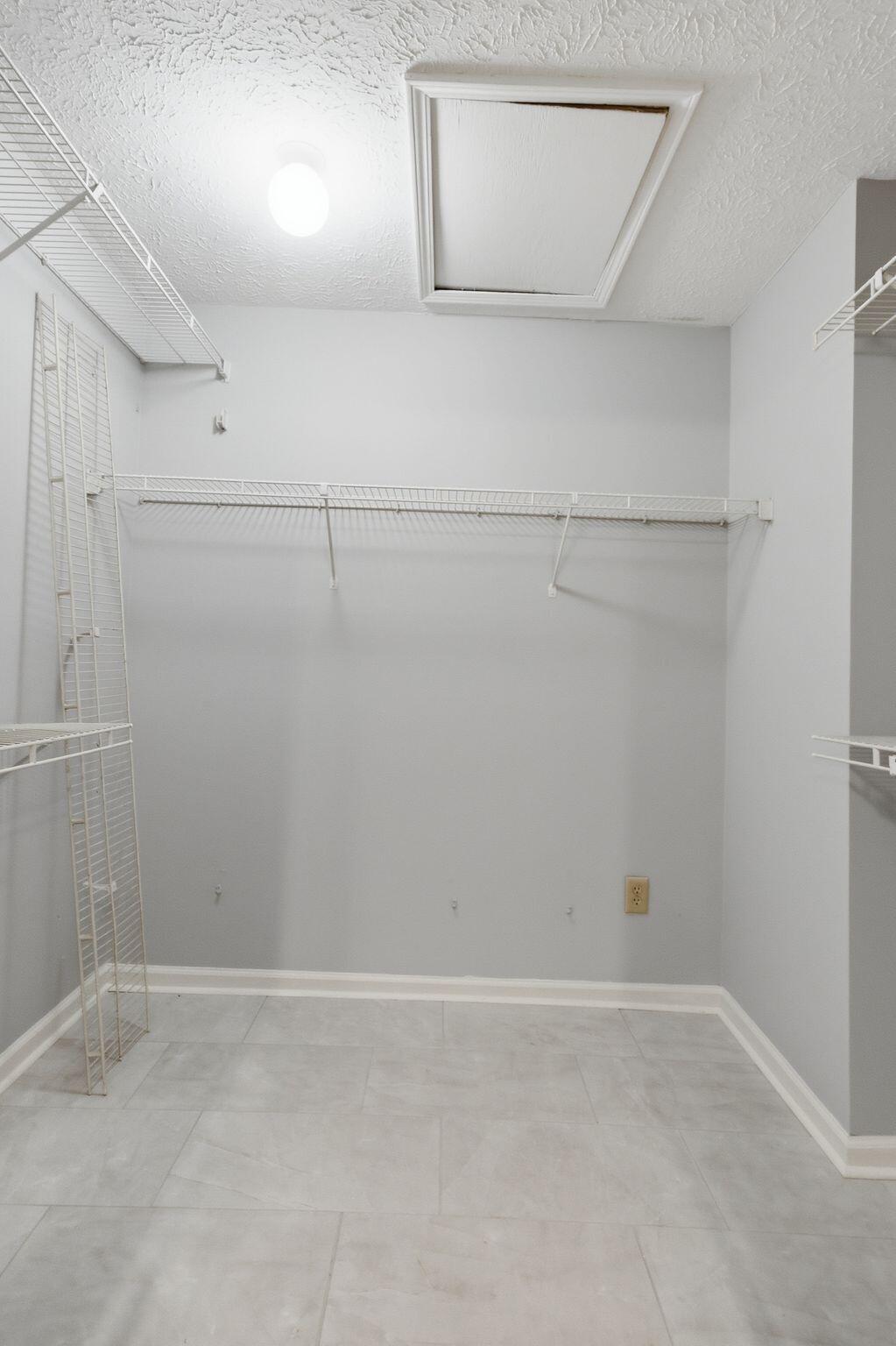 1174 Rockbridge Road Property Photo 7