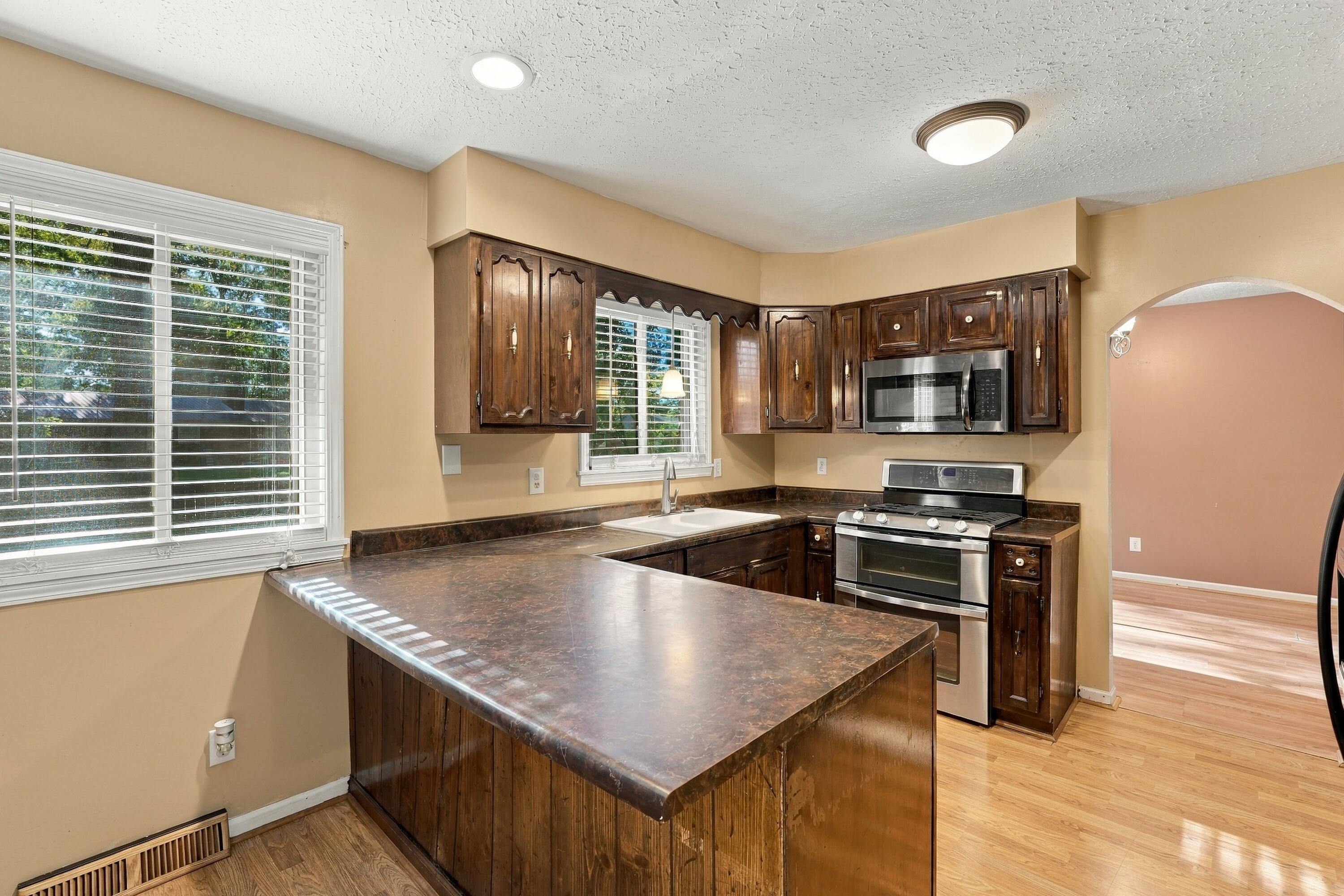420 Oakland Circle Property Photo 37