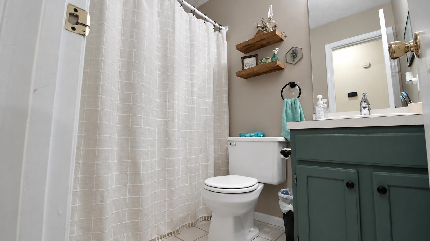 1048 Twelve Oaks Drive Property Photo 27
