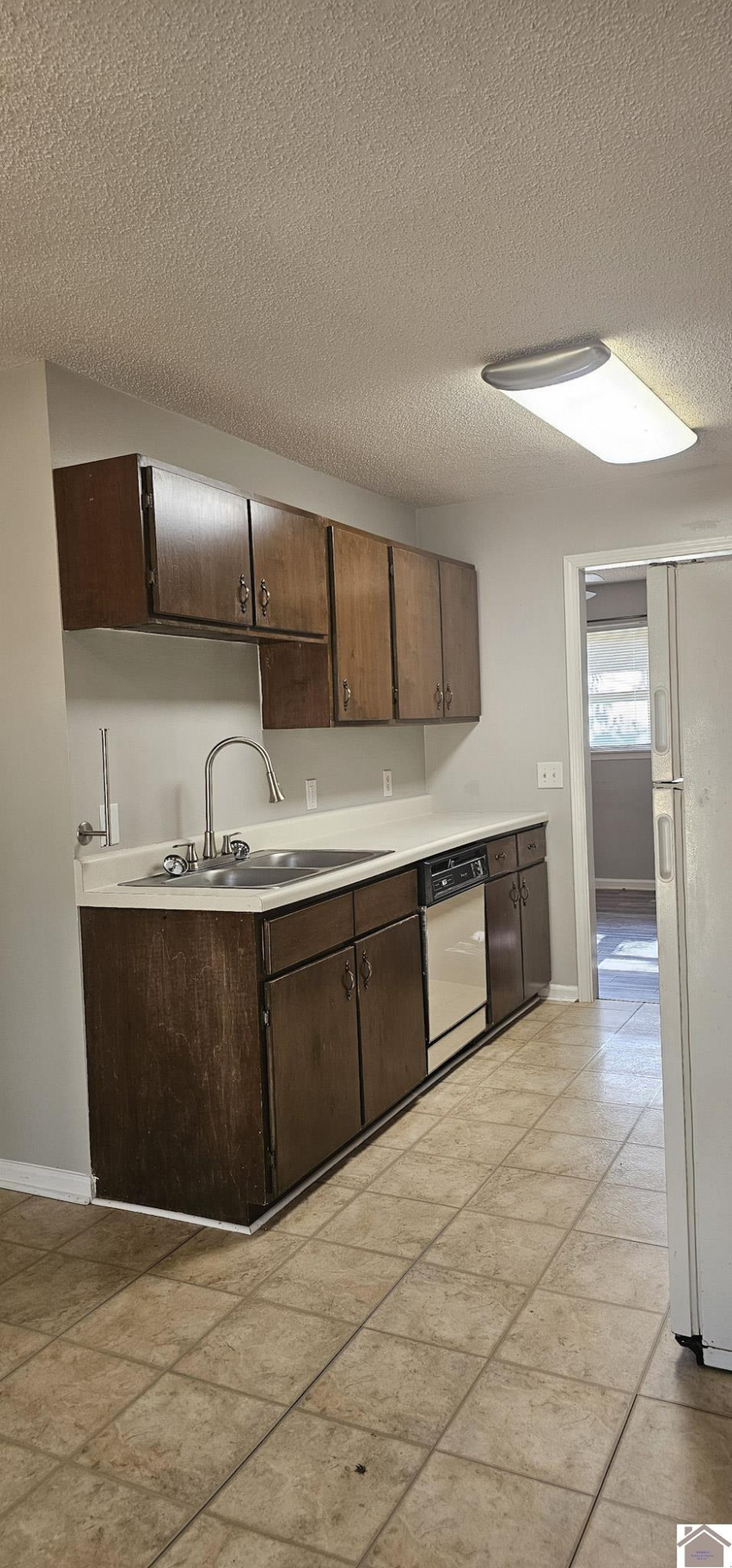 1801 Ridgewood Drive Property Photo 16