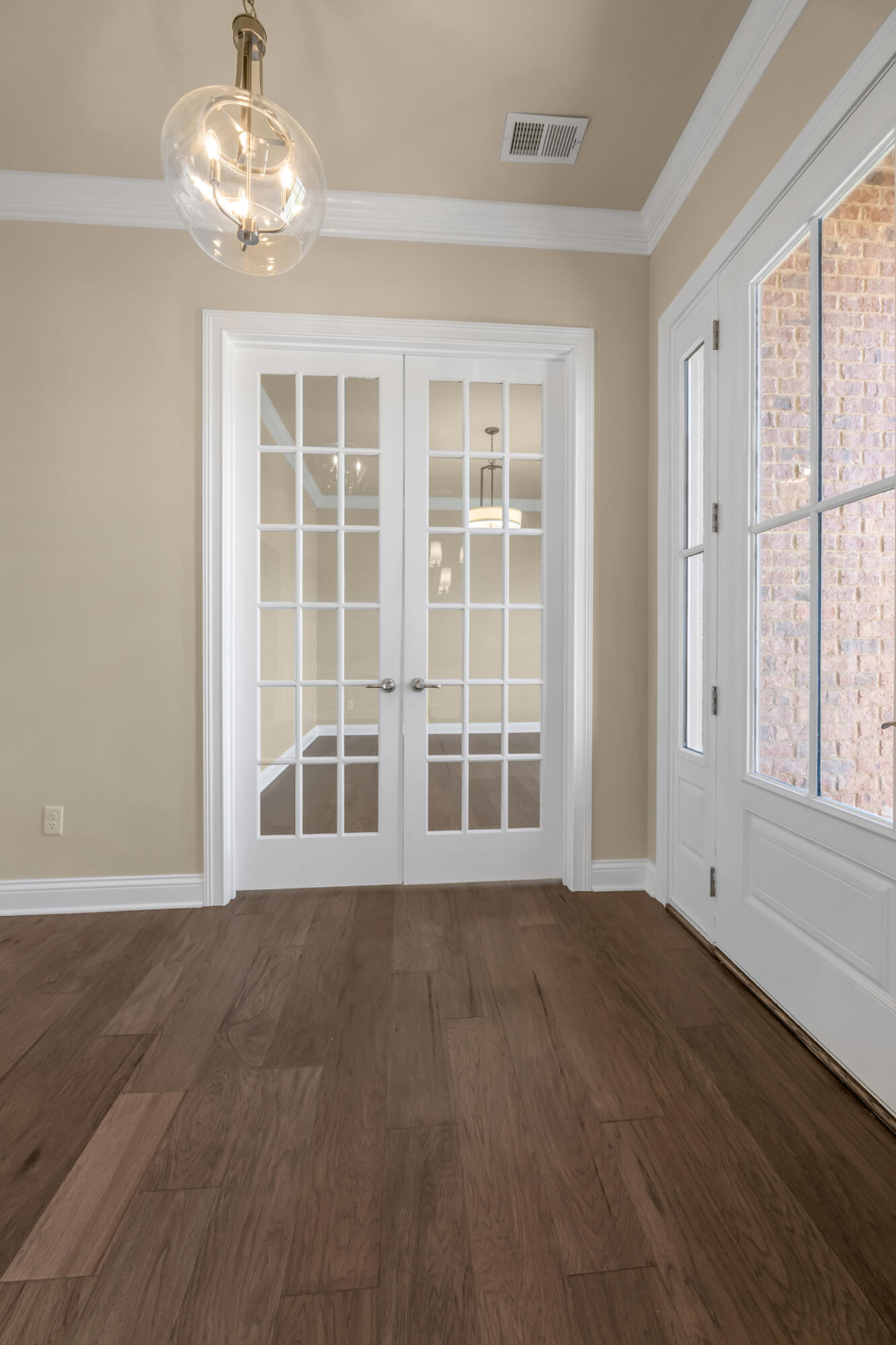 301 Weston Park Property Photo 6