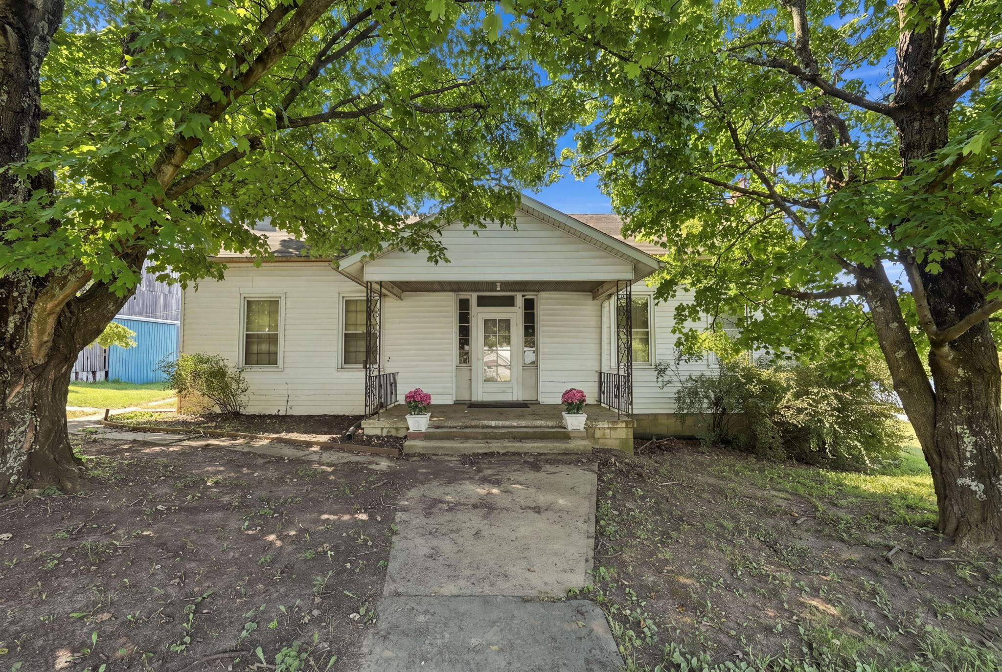 3859 Millersburg Ruddles Mill Road Property Photo 1