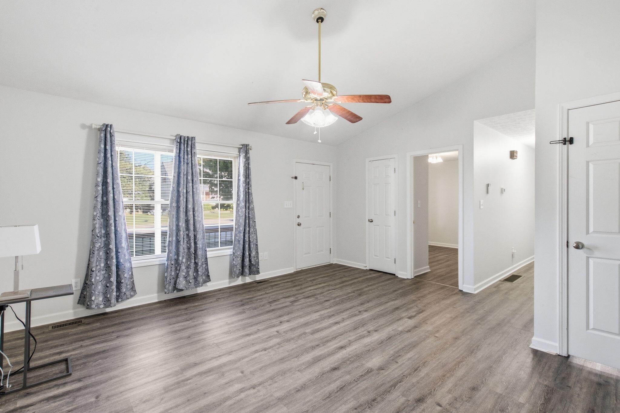 143 S Bold Forbes Boulevard Property Photo 2