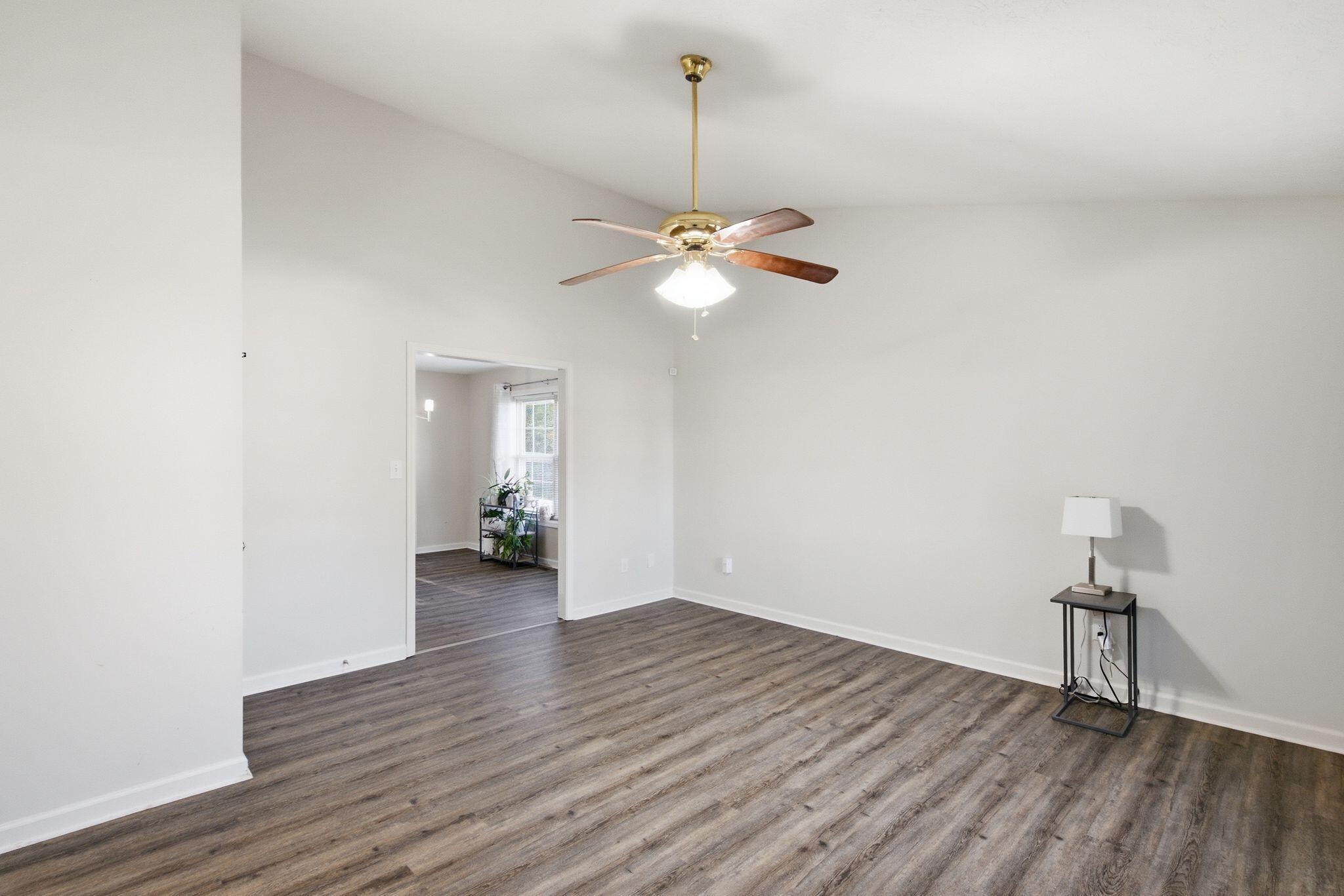 143 S Bold Forbes Boulevard Property Photo 3